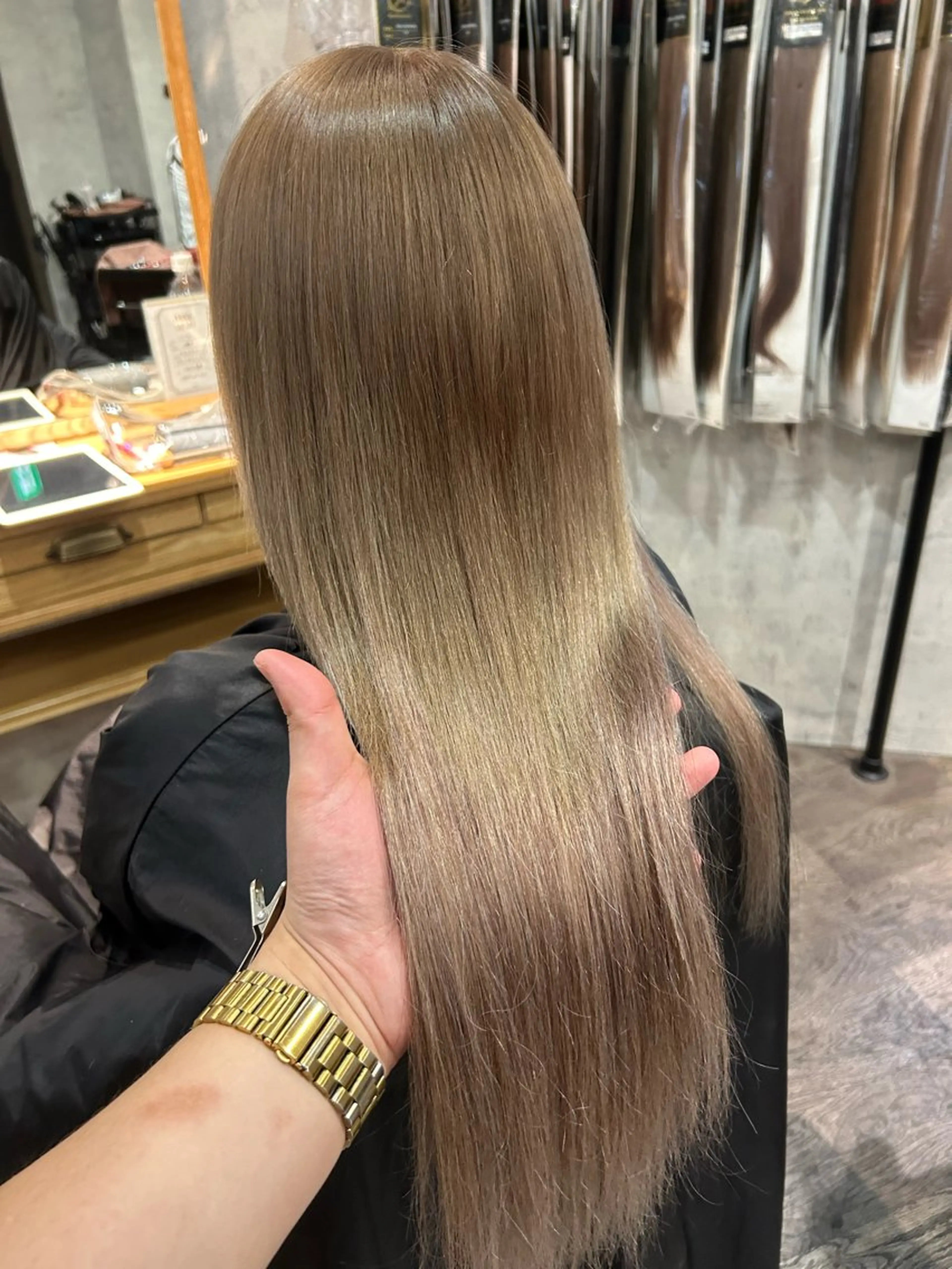 ロング ヘアカラー エクステ エクステ×ハイトーン 🌈KEISUKEのヘアスタイル