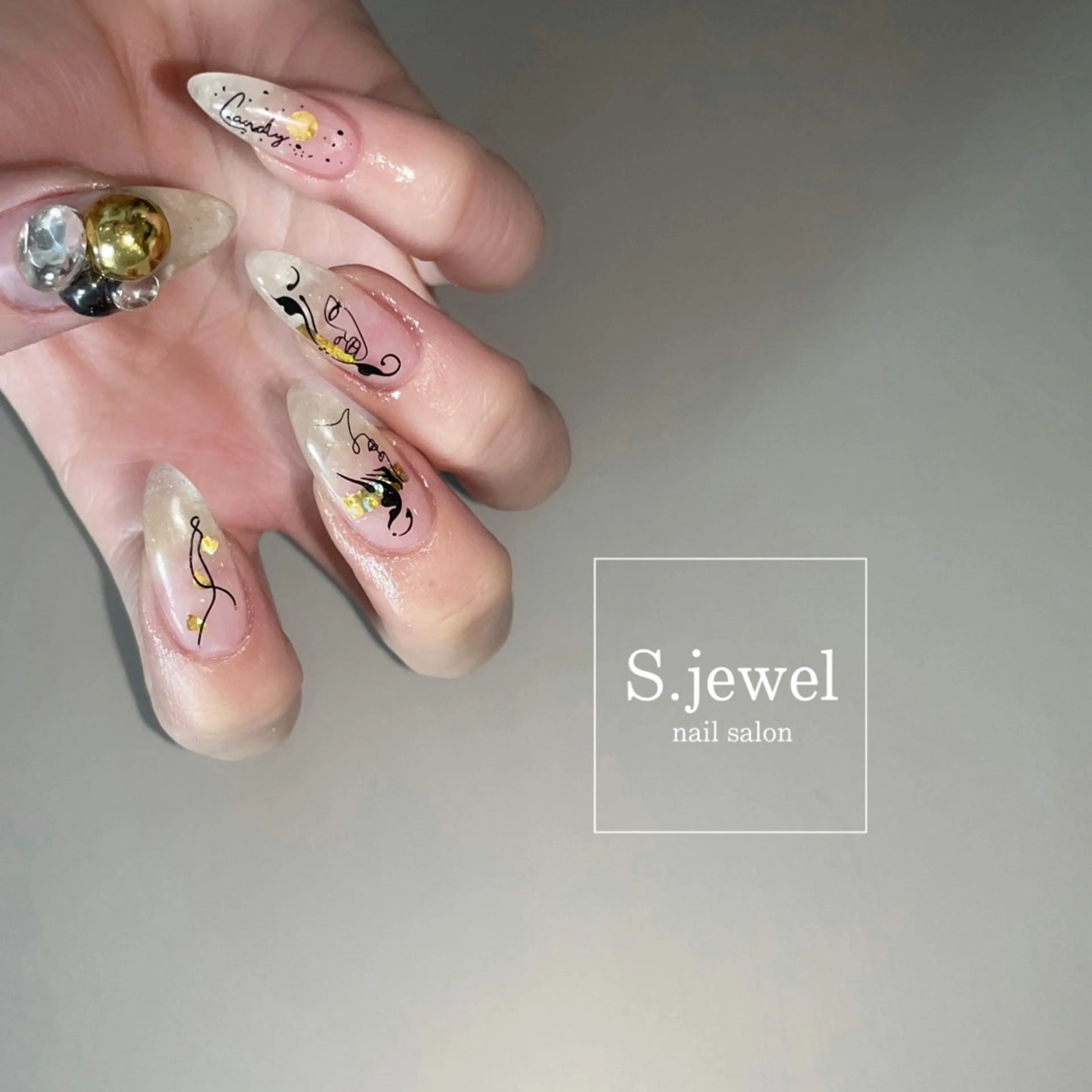 ネイル S♡JEWEL所属・S. JEWELのネイルデザイン