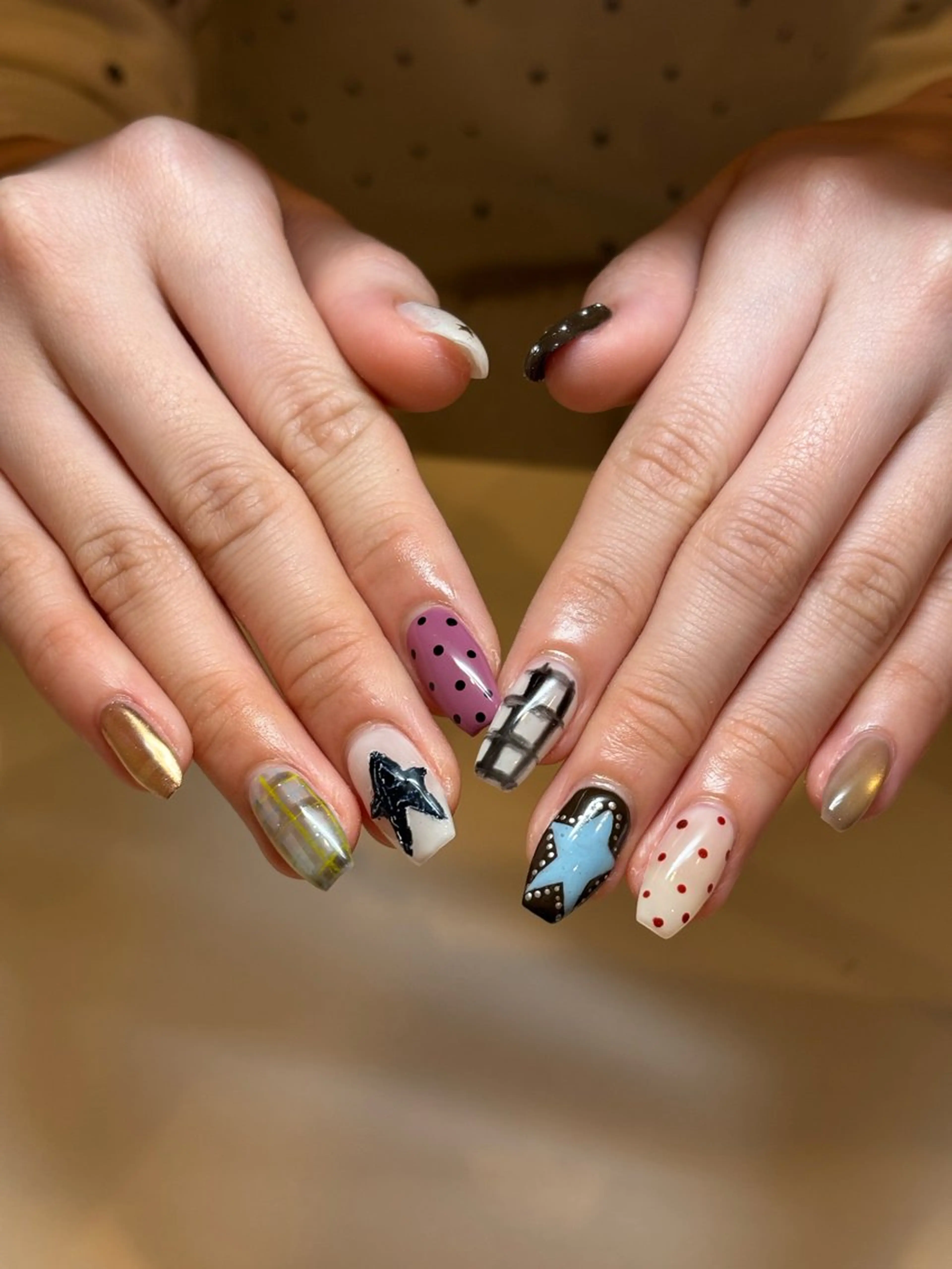ネイル un.  private nail salon所属・un.private nail salonのネイルデザイン