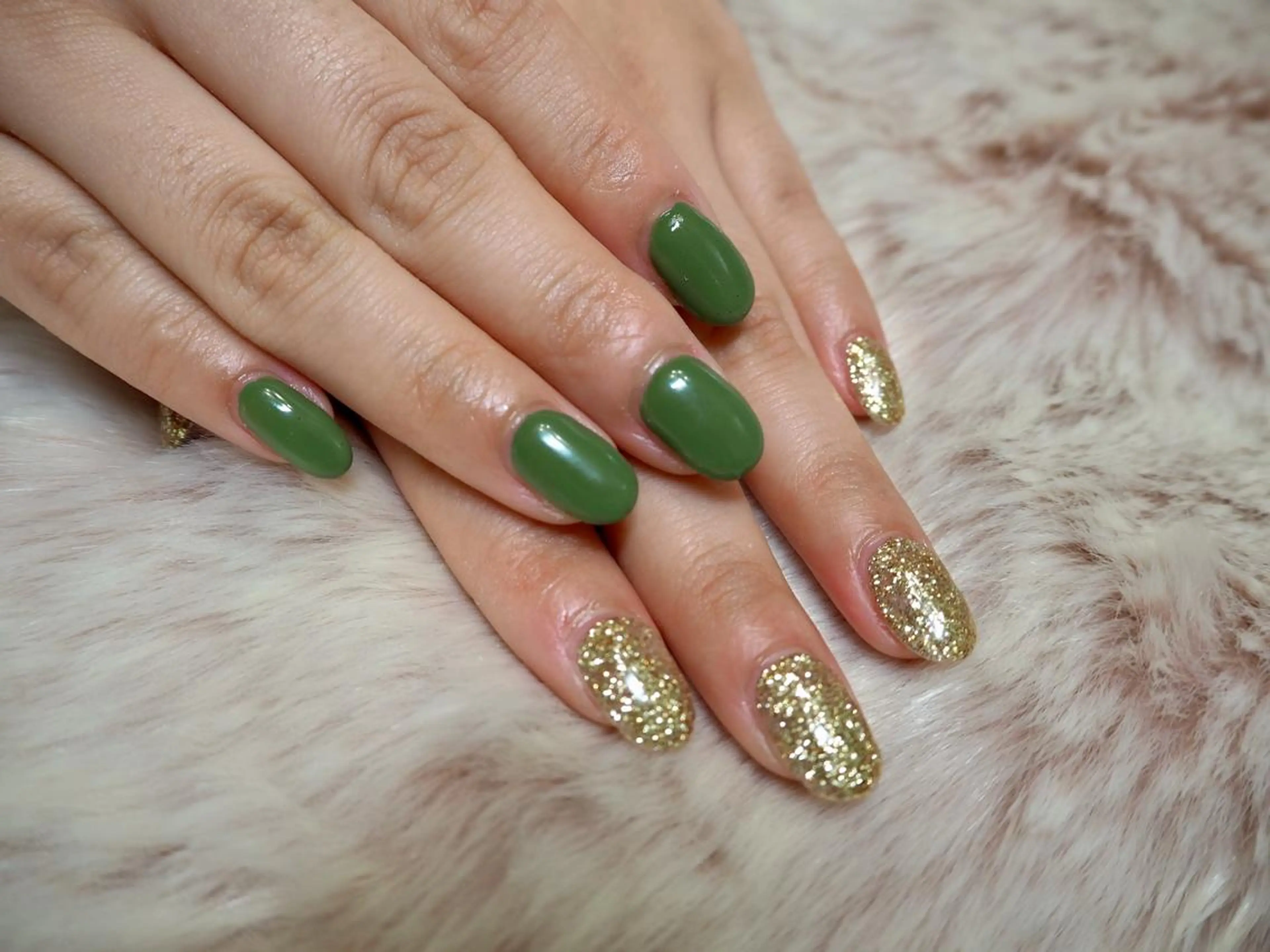 ネイル ワンカラーネイル オーナーネイリスト MAKIのネイルデザイン