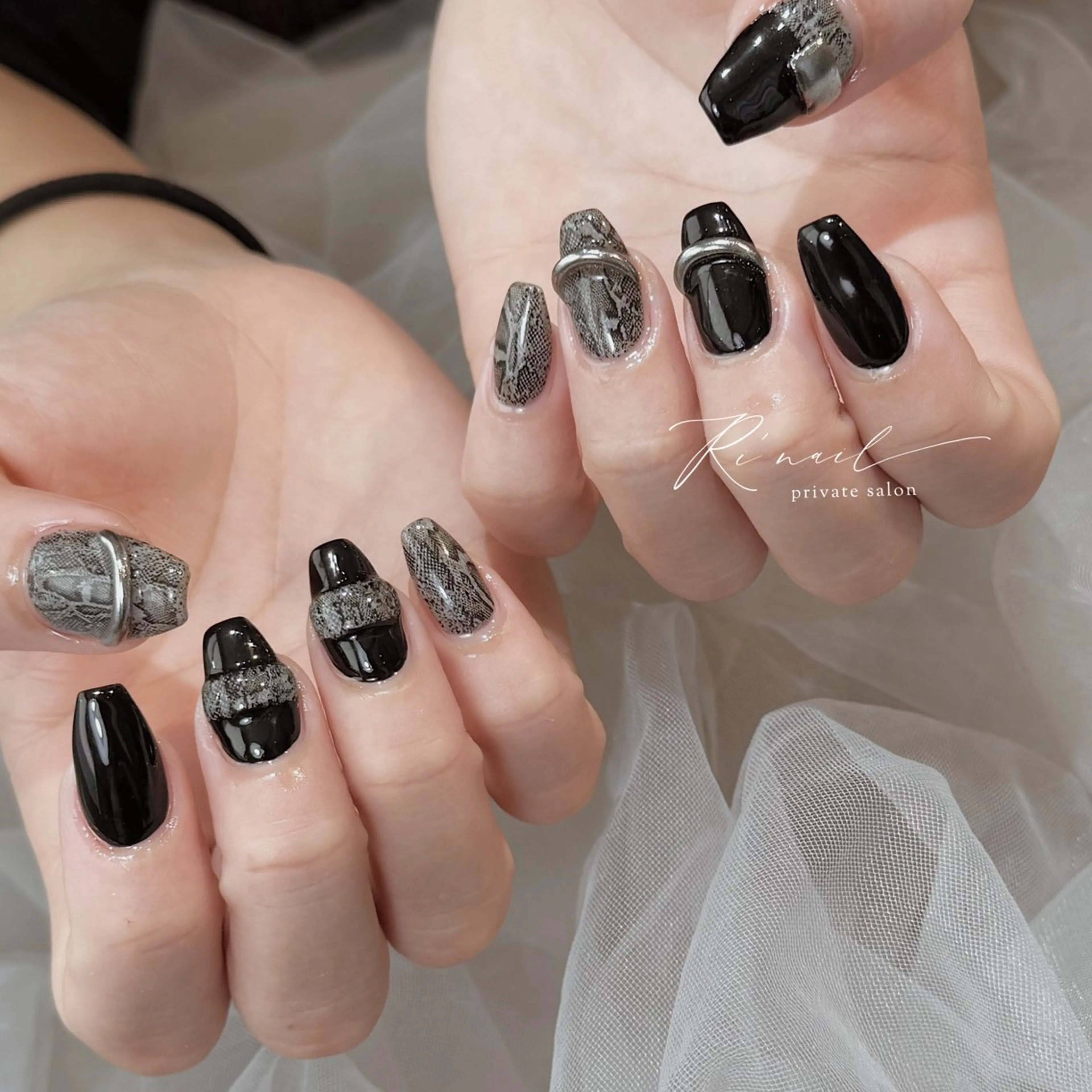 ネイル アニマル柄 ISHIWATA LINAのネイルデザイン