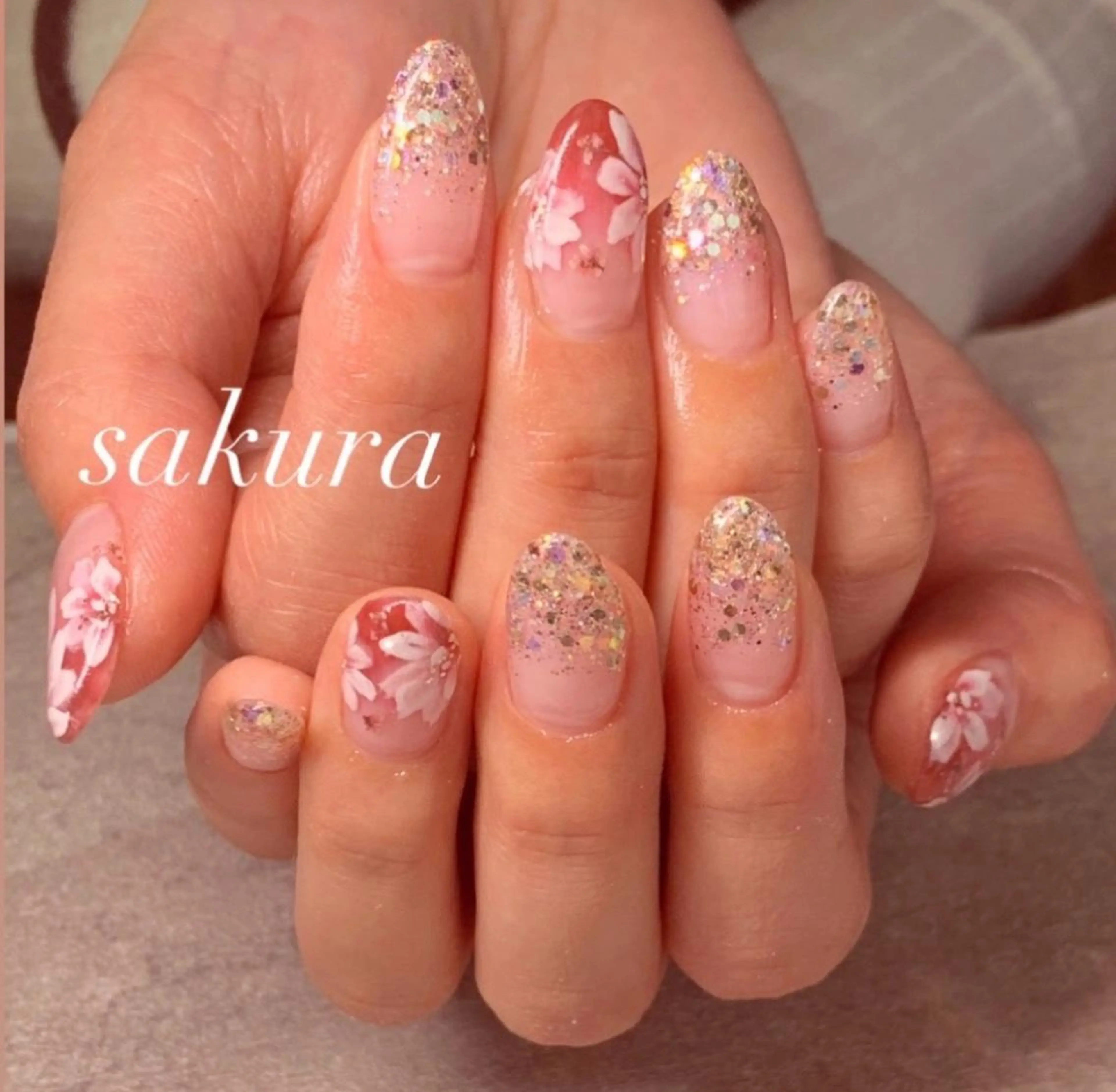 ネイル アートネイル 桜ネイル GULLIG söt GULLIGのネイルデザイン