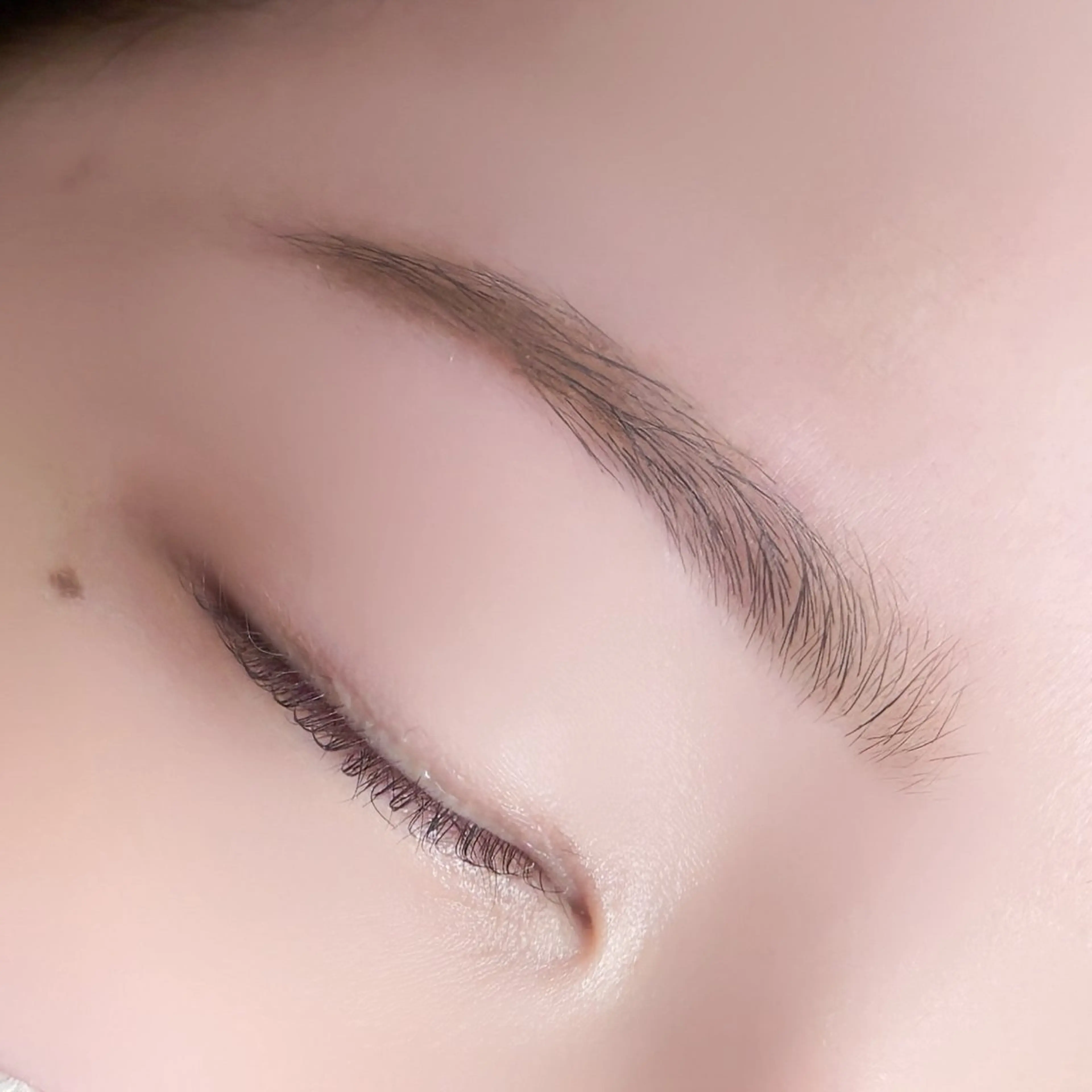 アイブロウ Nabi/ Rikuのマツエク・マツパデザイン