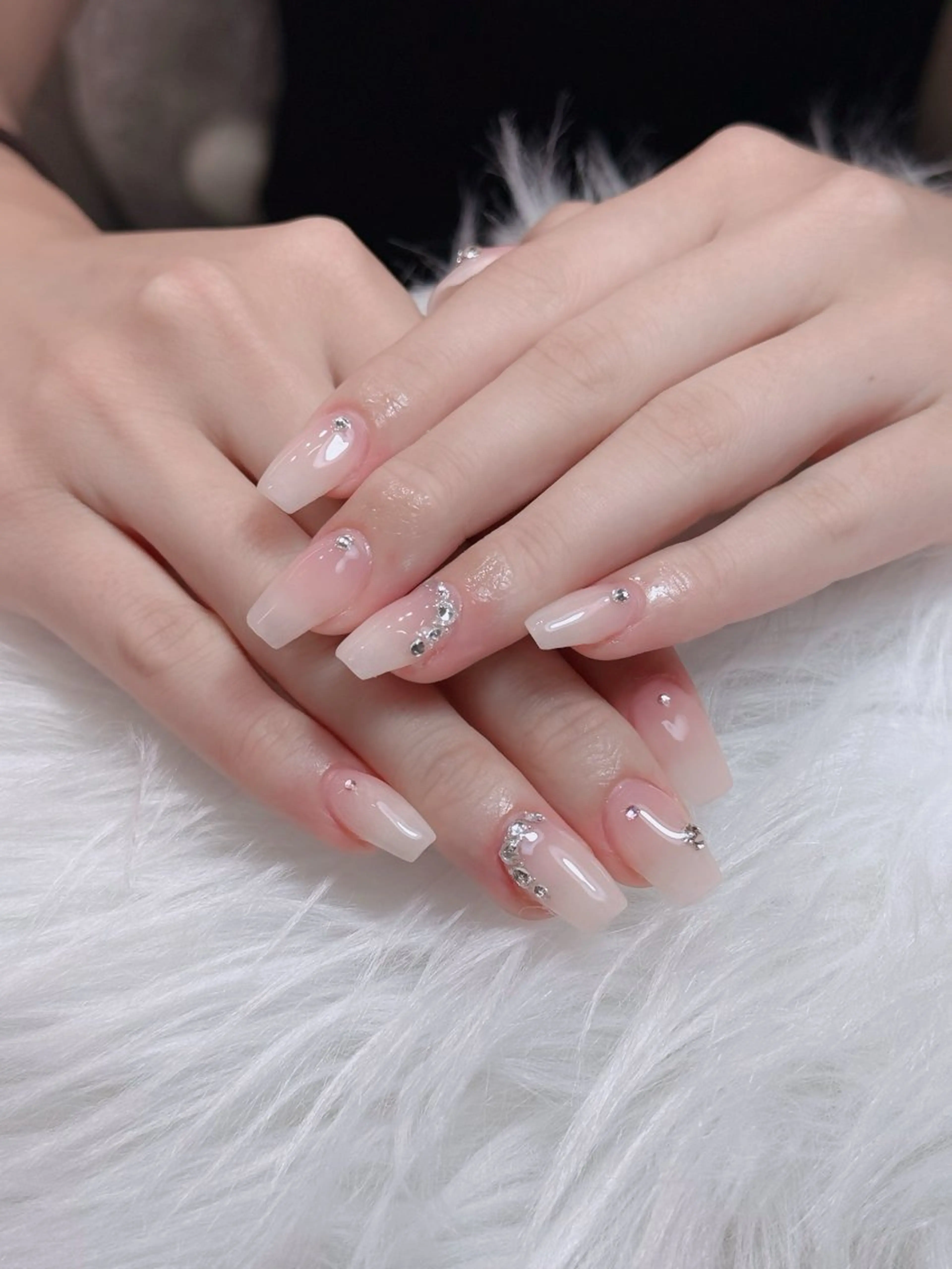 ネイル オーロラネイル チークネイル フットネイル フレンチネイル 韓国ネイル ハンドネイル Lumi Nailのネイルデザイン