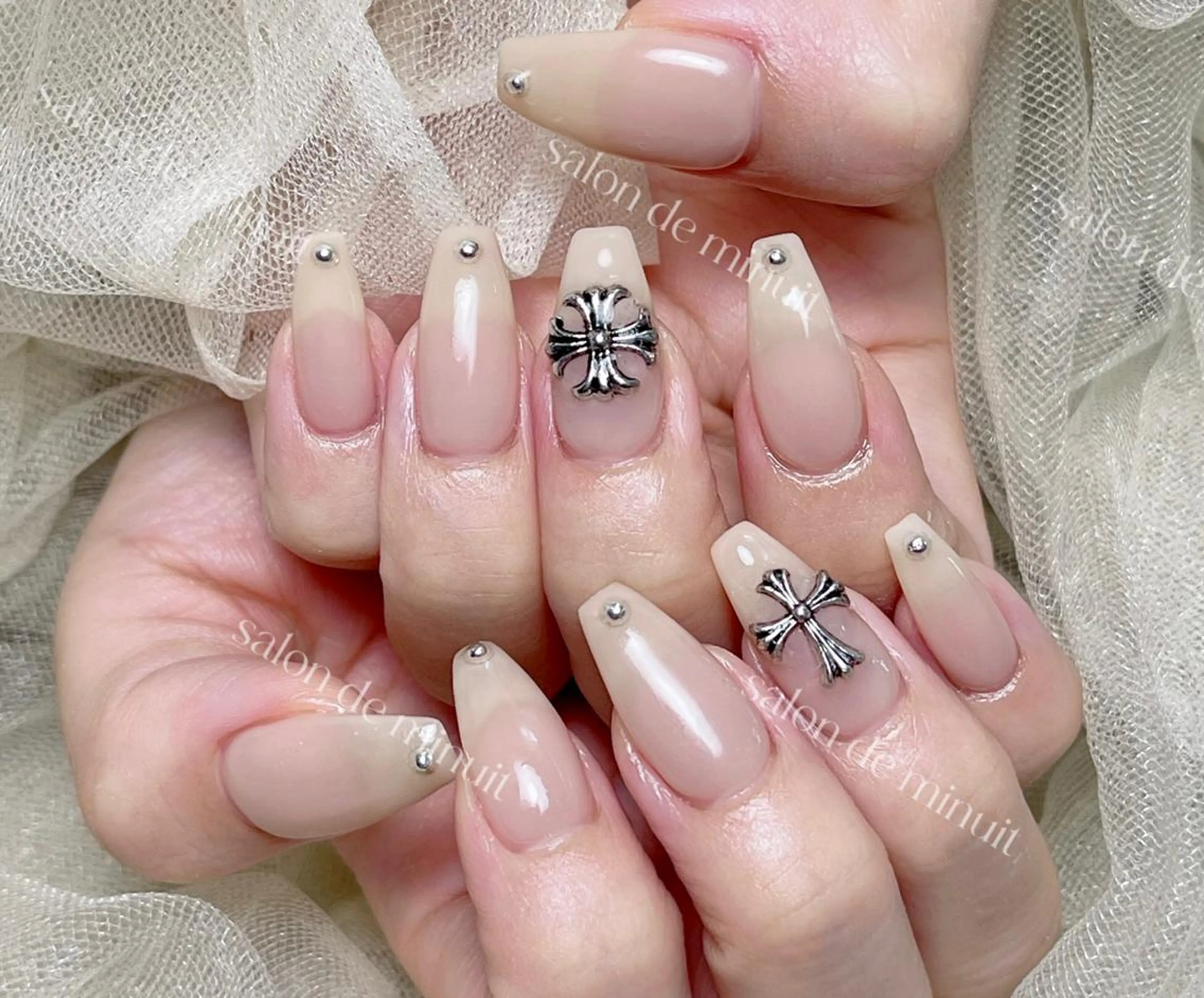 ネイル ハンドネイル ハンドケア Salon de Minuit🦩のネイルデザイン