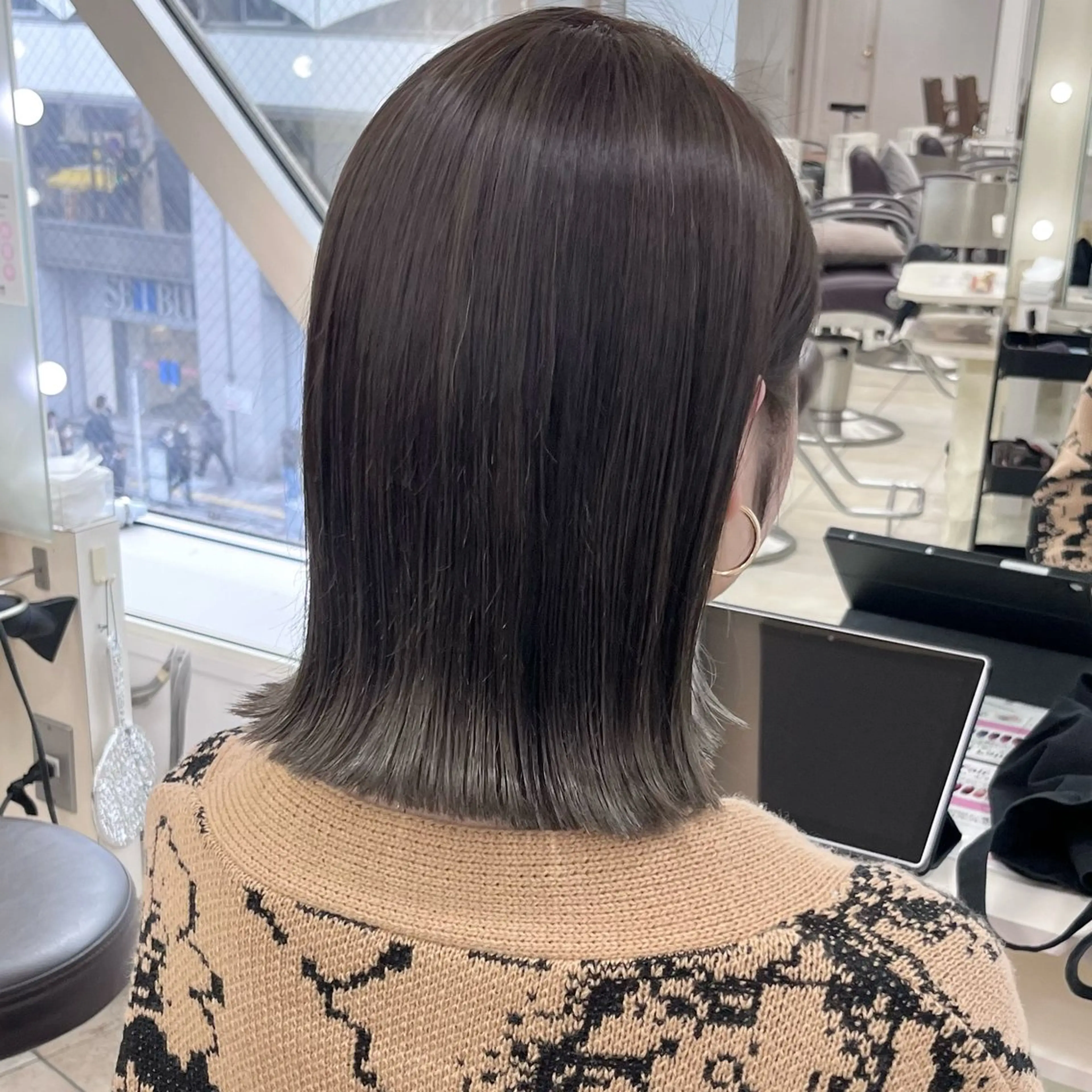 ショート レイヤーカット 韓国レイヤー×モテ髪 /MITSUKI🤍のヘアスタイル