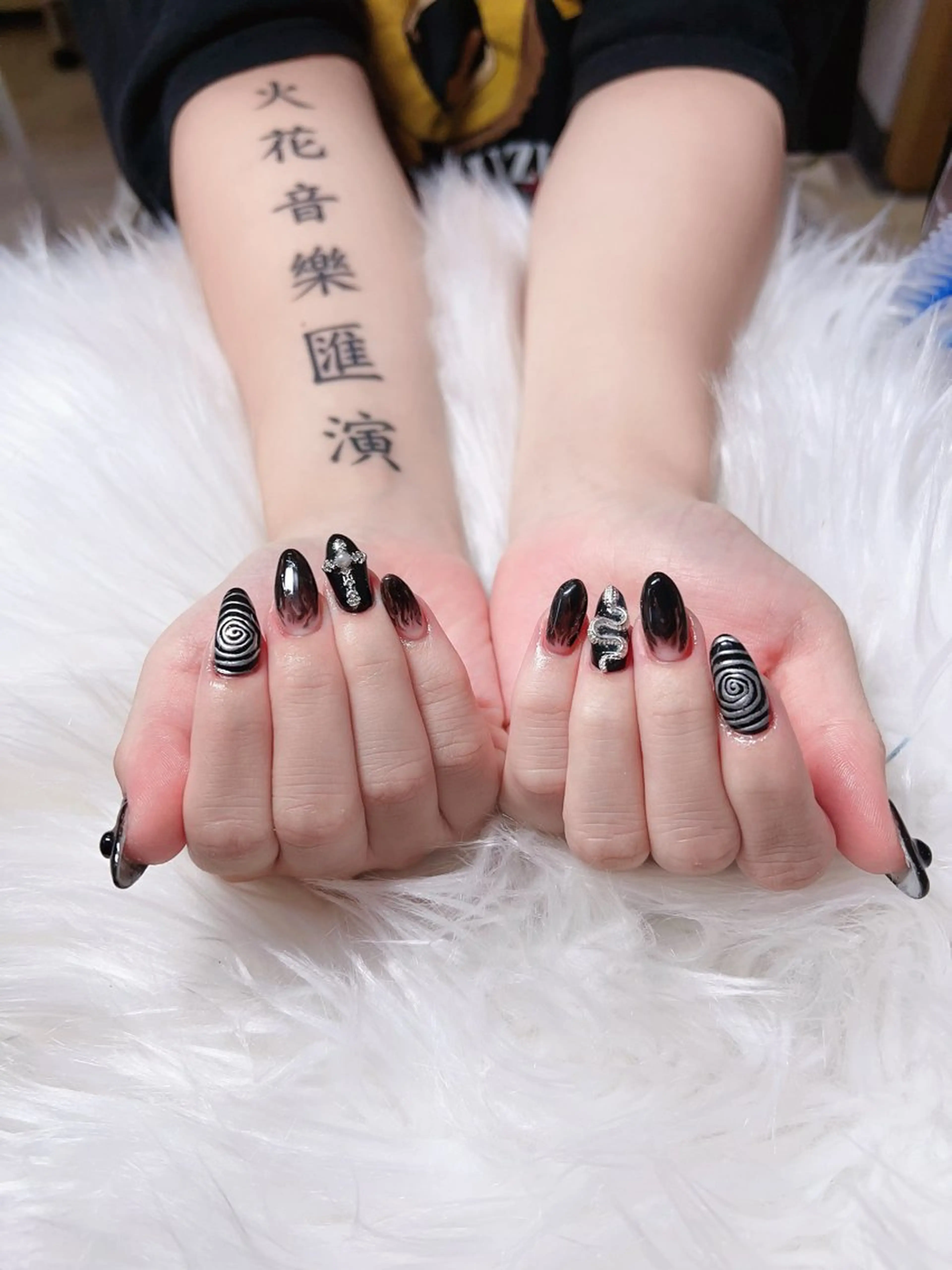 ネイル ハンドネイル ハンドケア 💜MIYA nail川崎店のネイルデザイン