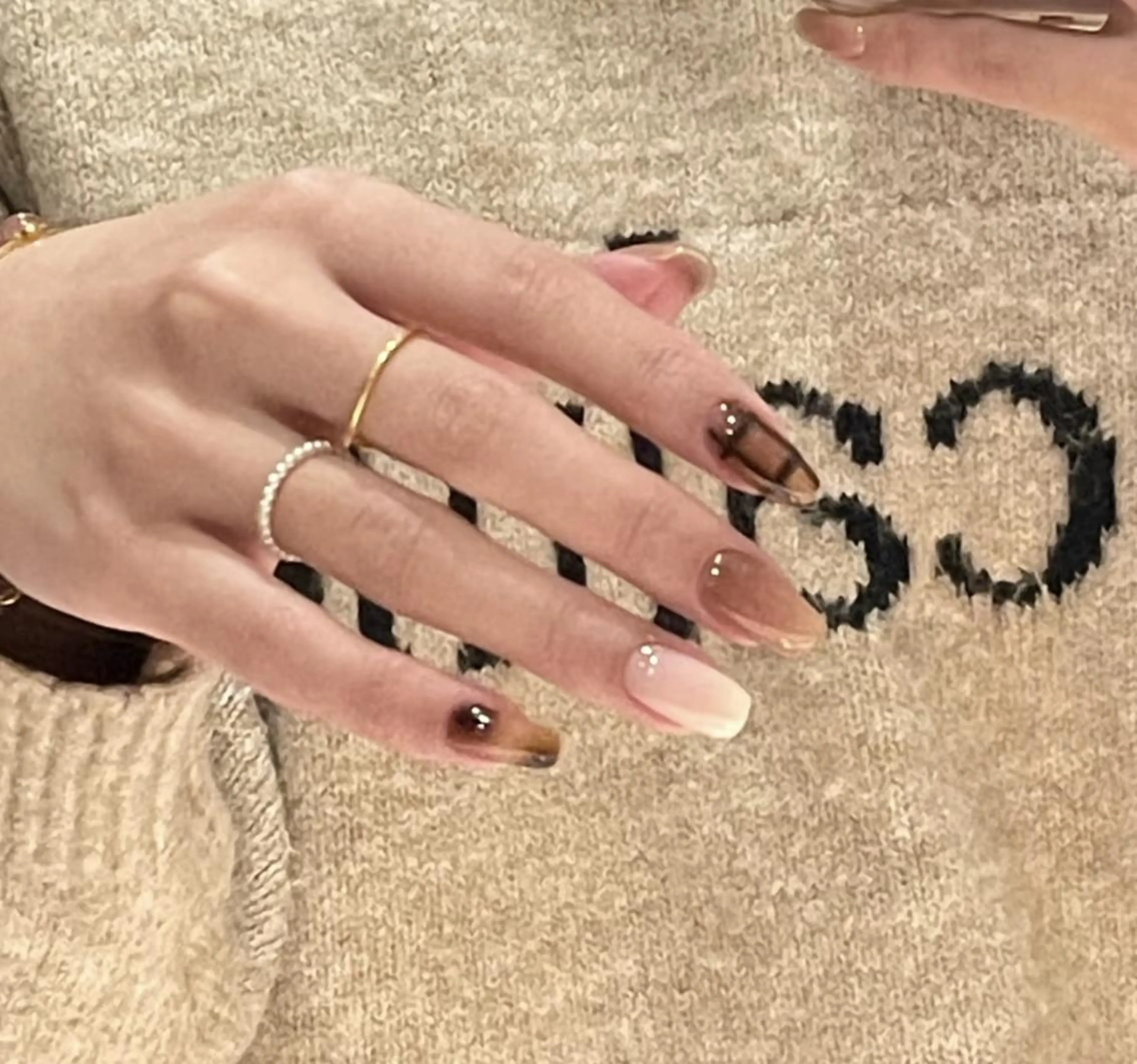 ネイル ハンドネイル 🎀 NaNa_nailのネイルデザイン