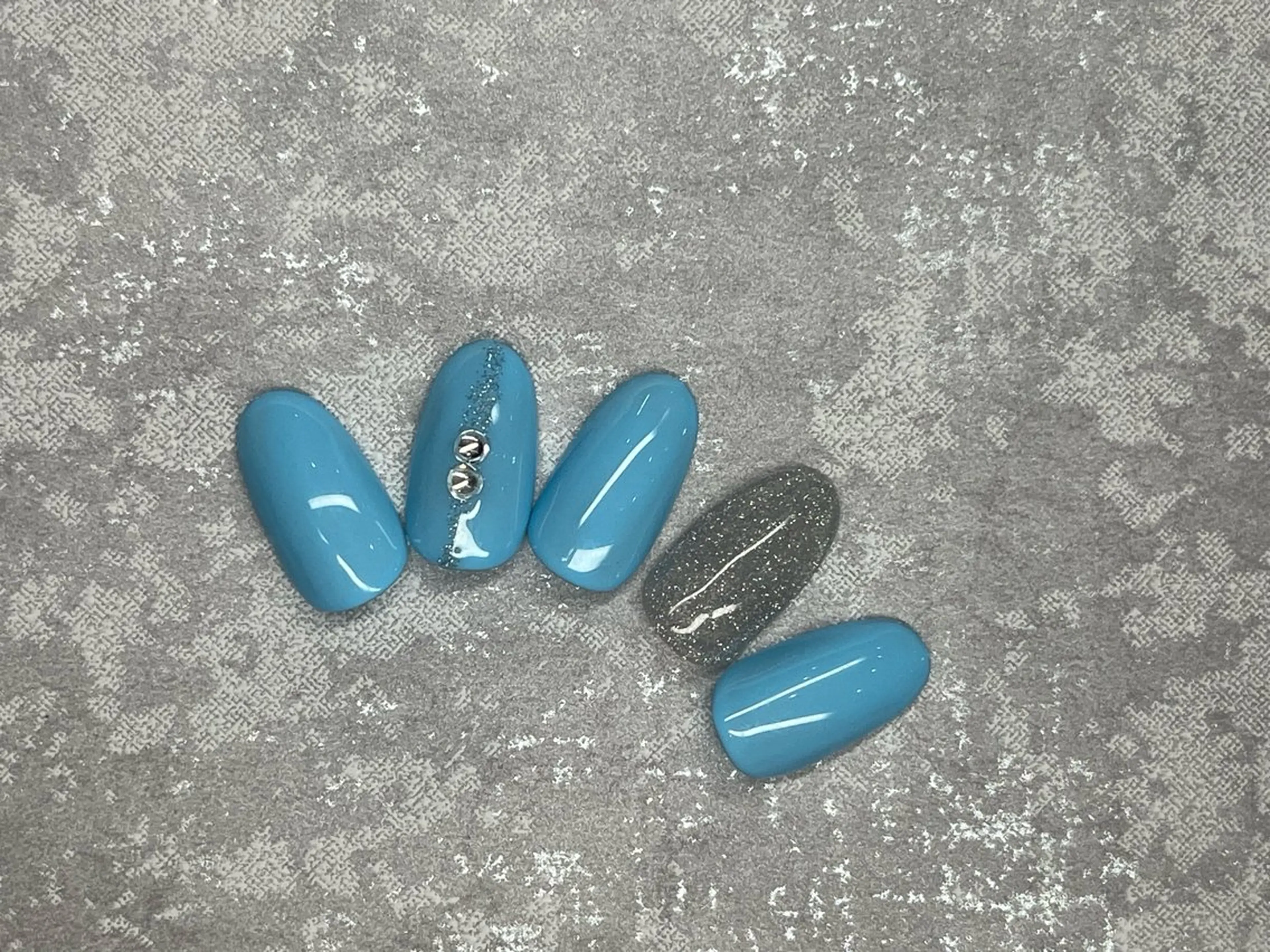 ネイル Ui_Amor (パラジェル)のネイルデザイン