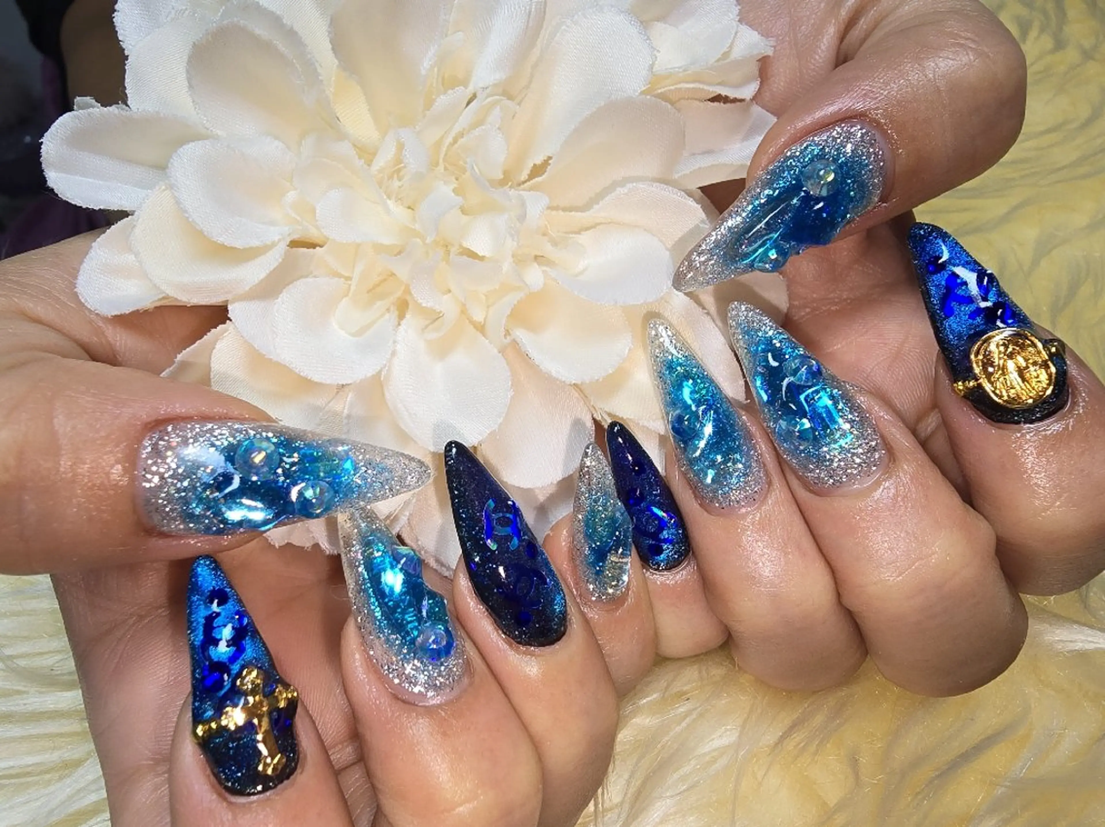 ロング chakky nailsのネイルデザイン