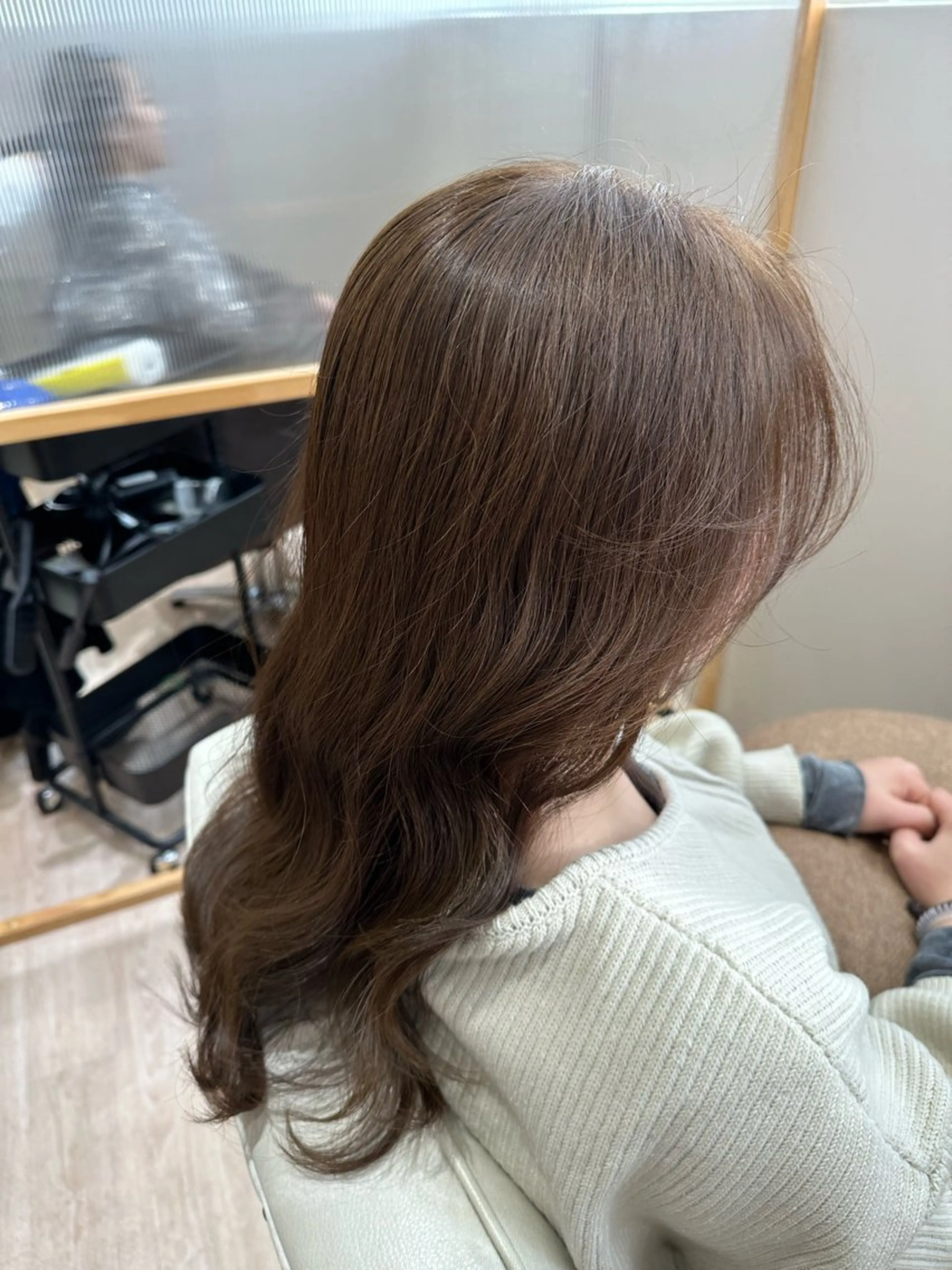 セミロング カラー シムラ カイゲンのヘアスタイル
