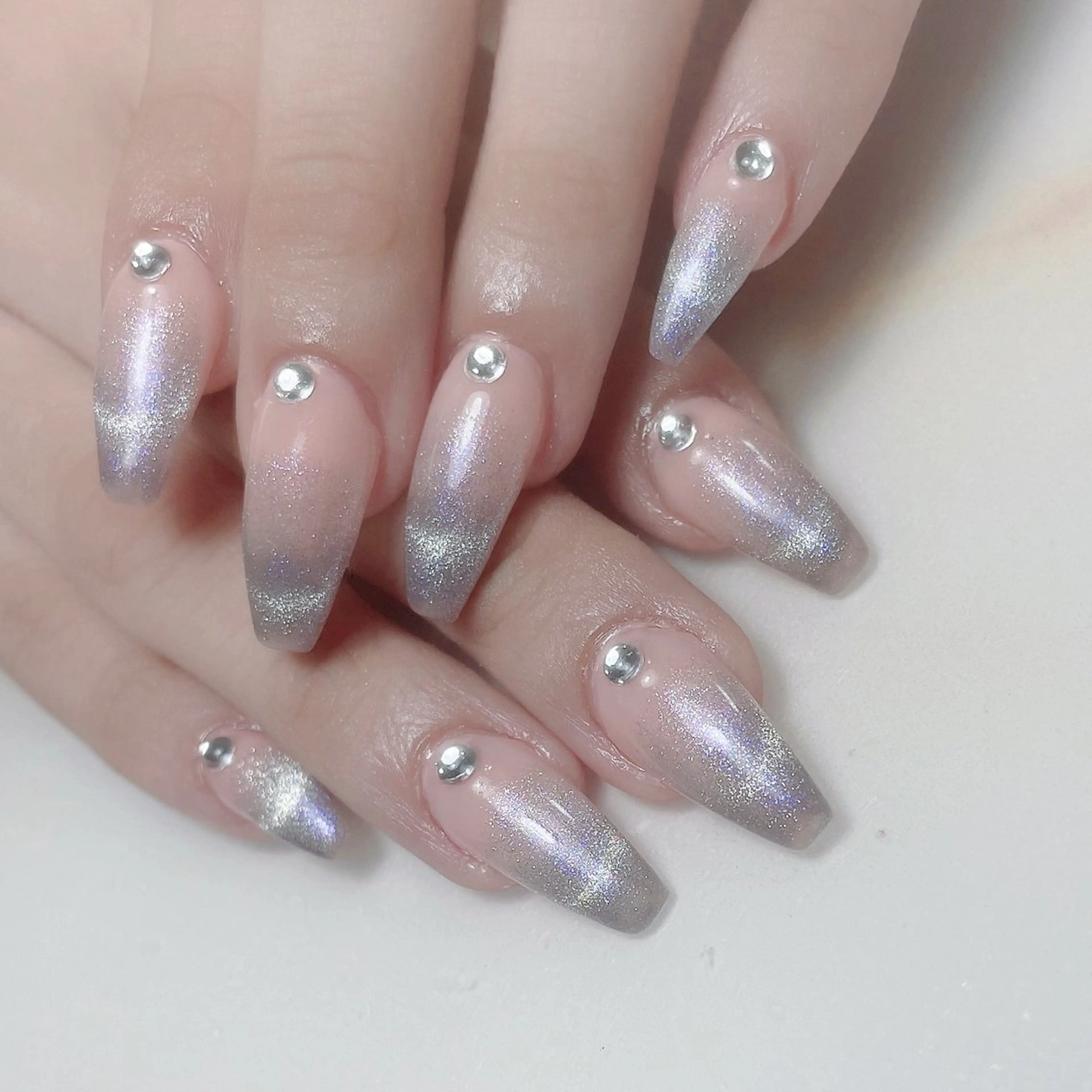 ネイル アートネイル フレンチネイル ジェルネイル グラデーション 韓国ネイル ハンドネイル 久保田 マリコのネイルデザイン