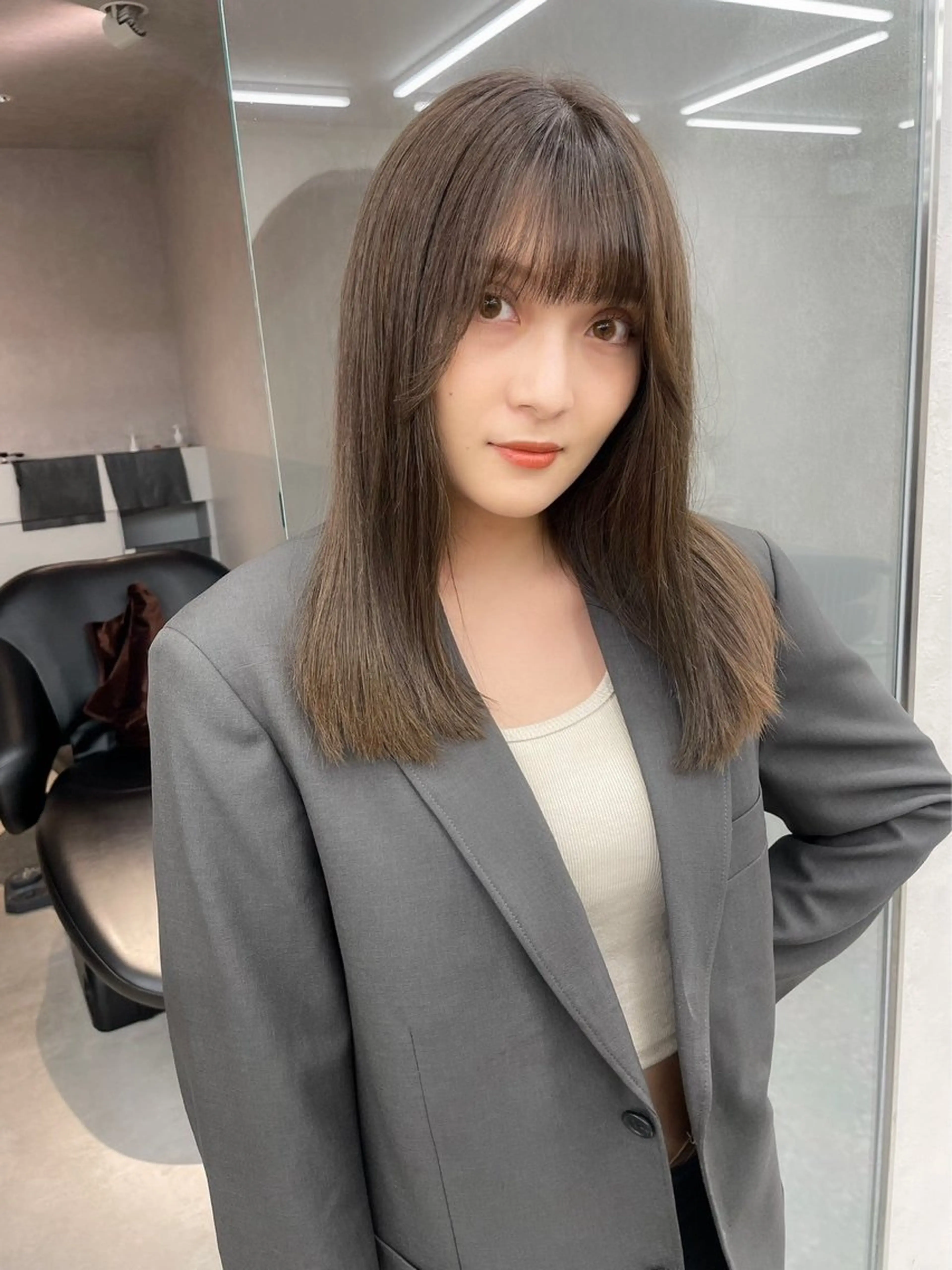 ミディアム レイヤーカット 👑白髪ケア👑 ウメダナオヤのヘアスタイル