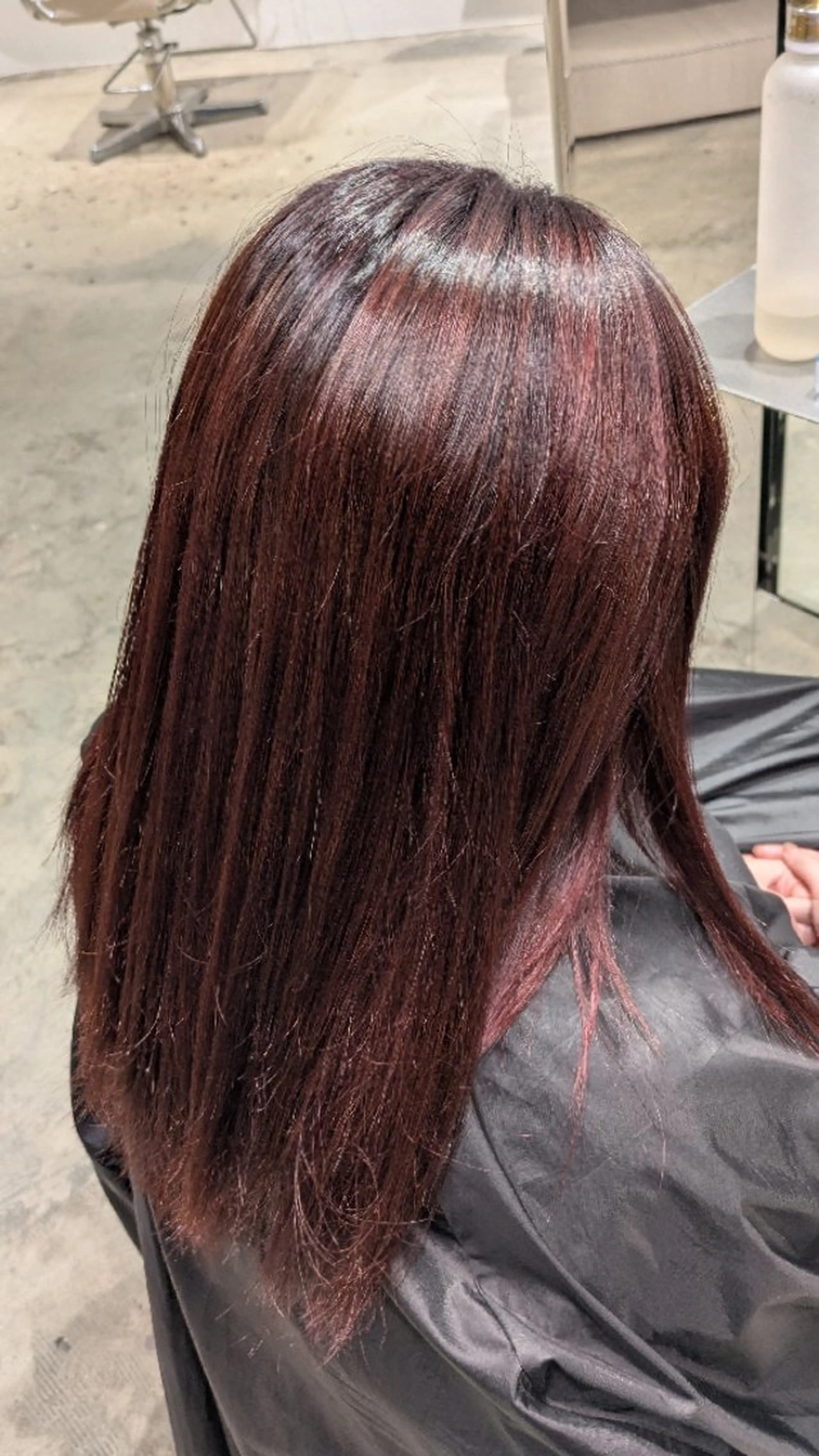 カラー ピンクカラー 縮毛矯正💕艶カラー 金川萌萌のヘアスタイル