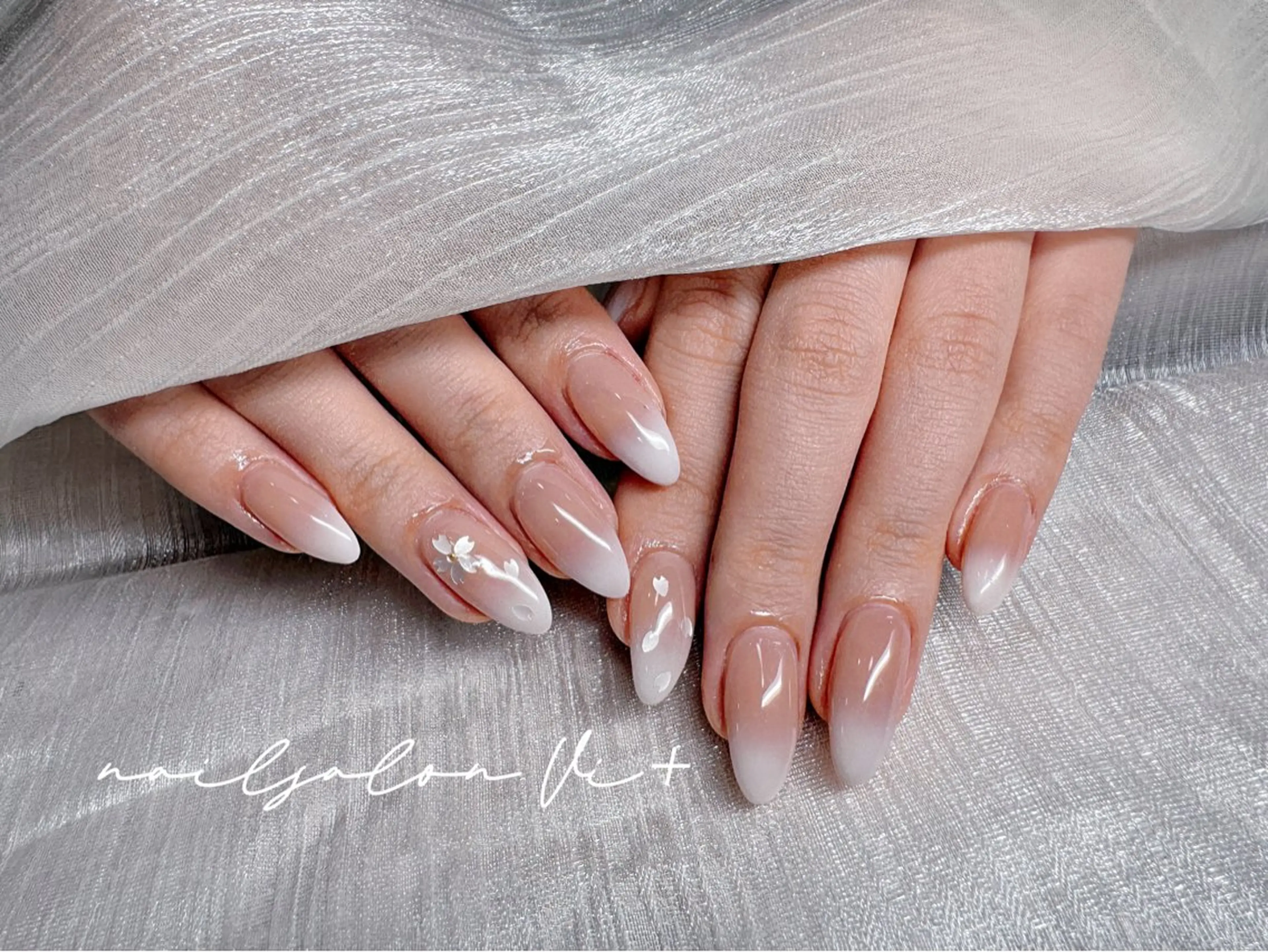 ネイル ハンドネイル ✨Nailsalon Vi+✨のネイルデザイン