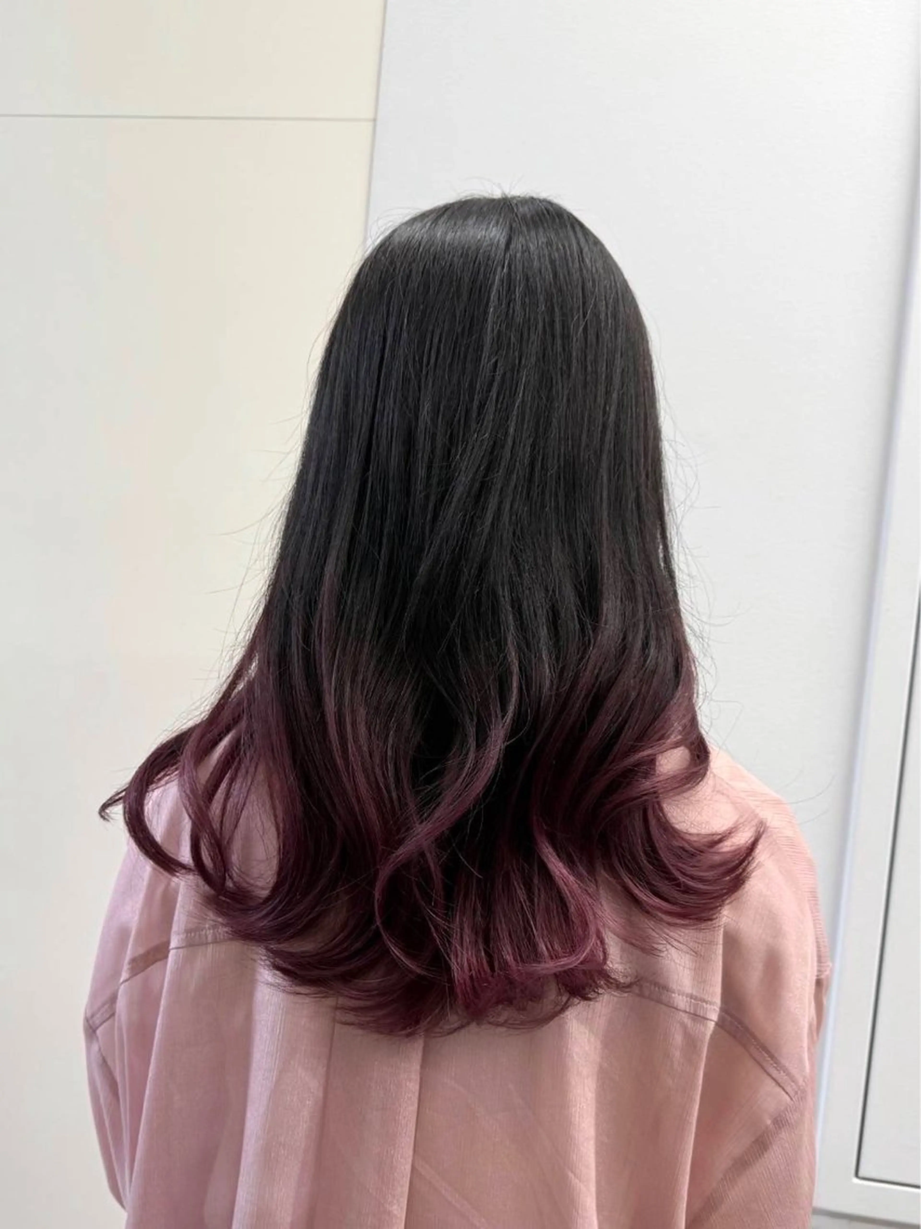 セミロング ✨透明感艶カラー YUKI✨のヘアスタイル