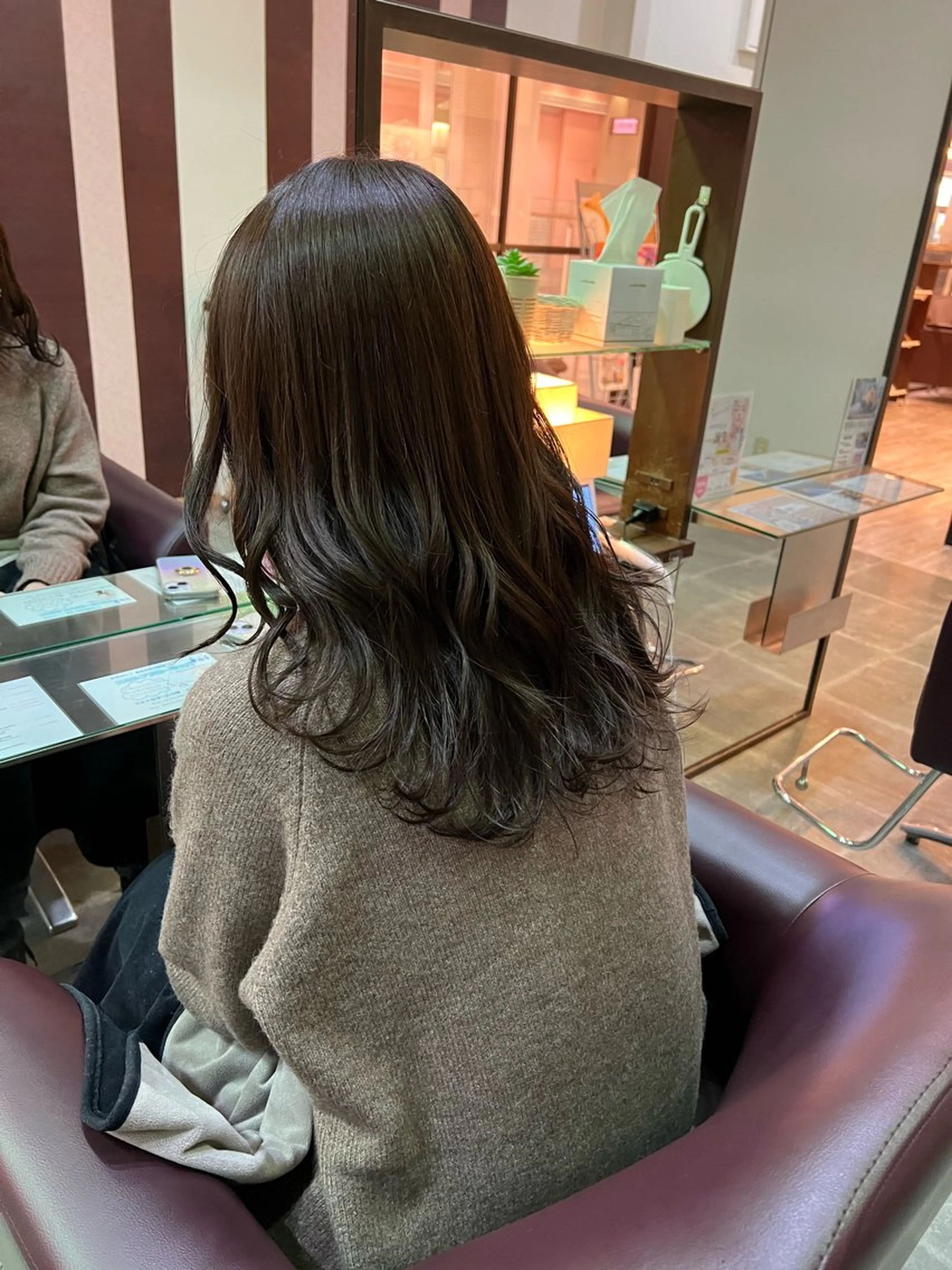 ロング カット ヘアカラー 大晦日空きあり/梅田 赤み消し/鈴木将大のヘアスタイル