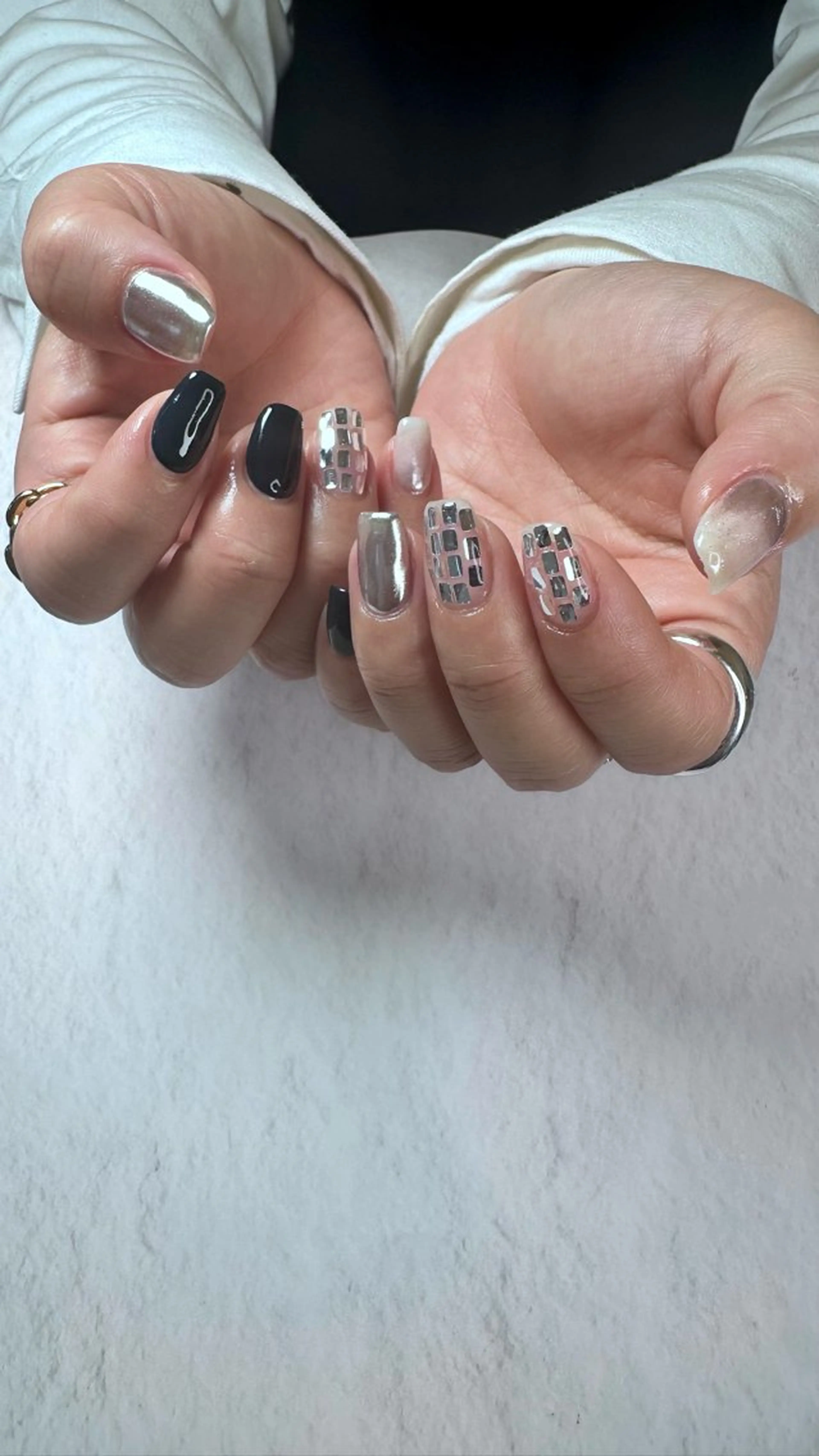 ネイル ニュアンスネイル ハンドネイル ハンドケア Atelier Ariのネイルデザイン