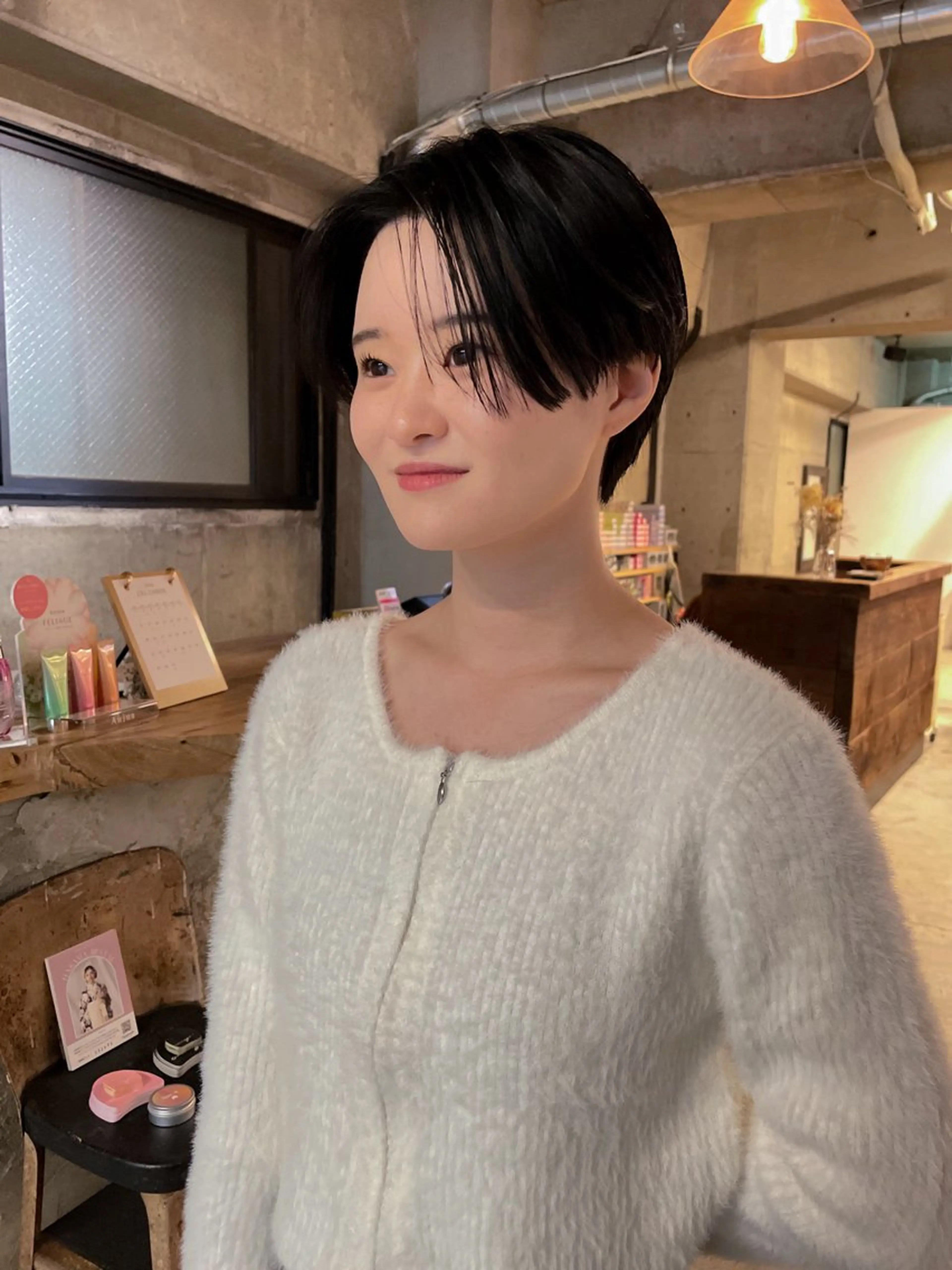 ショート カラー パーマ/レイヤー 岩山丈一郎のヘアスタイル