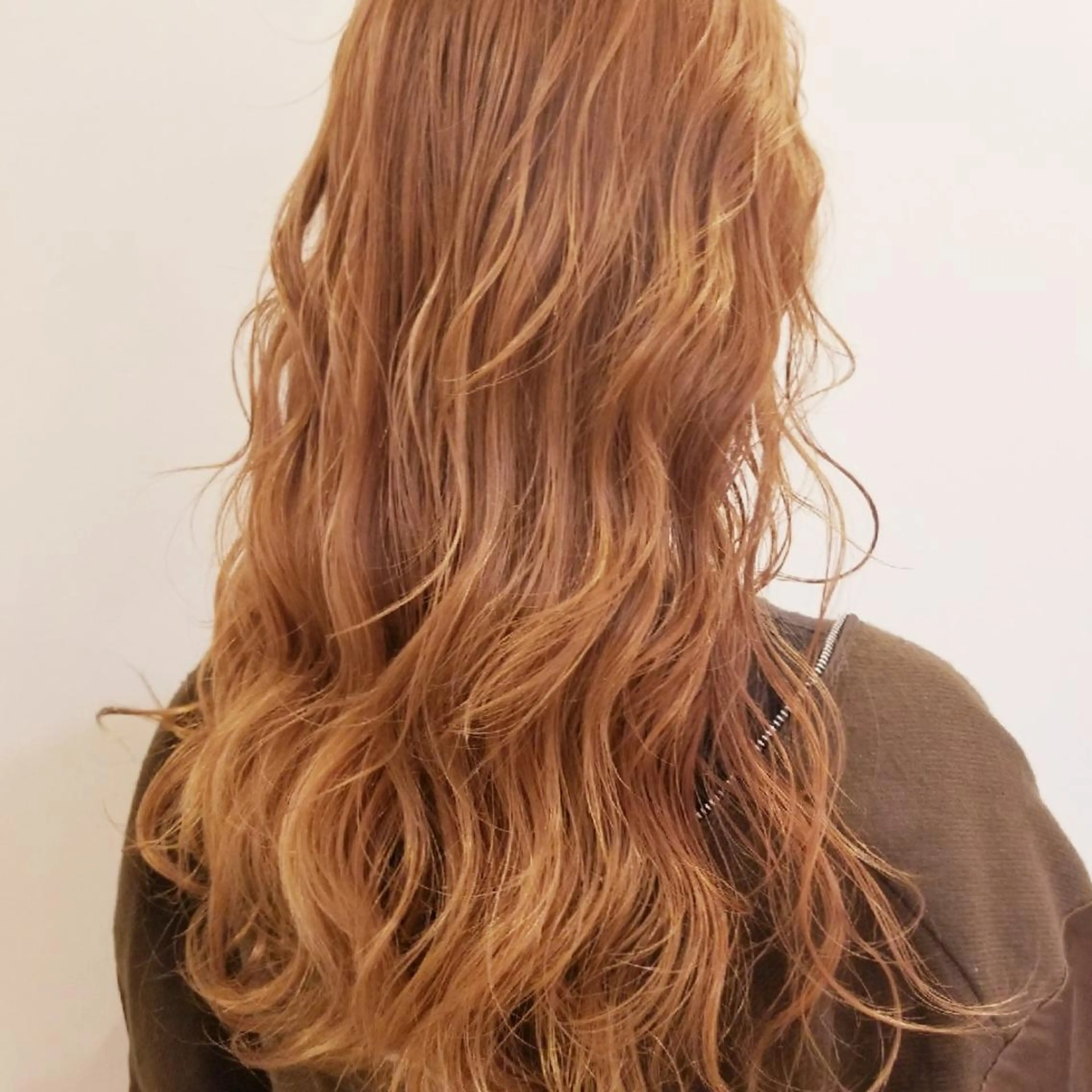 ロング カラー ベージュカラー シールエクステ♦️ レイヤー♦️福田晃大のヘアスタイル