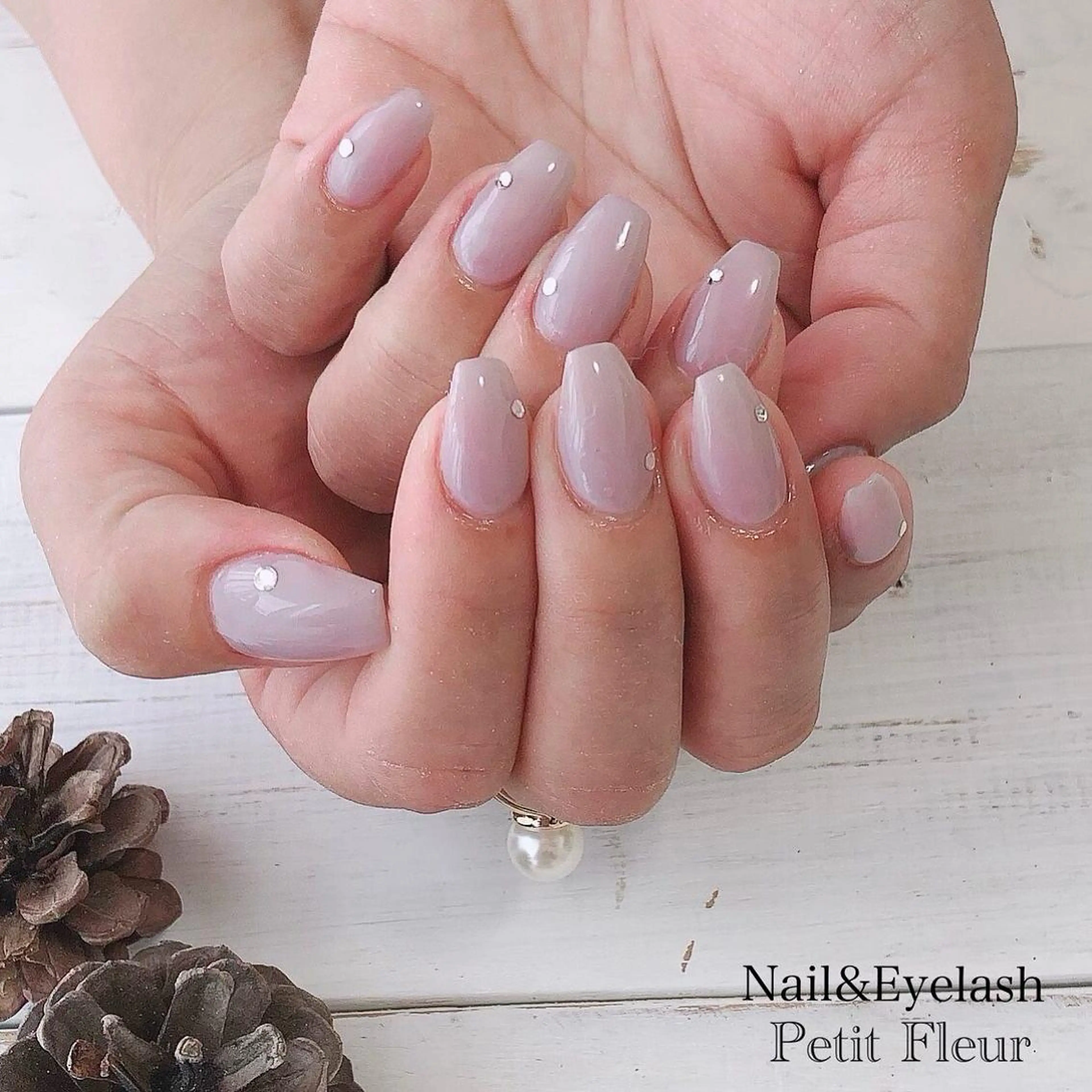ネイル Petit Fleur所属・青柳 亜梨奈のマツエク・マツパデザイン