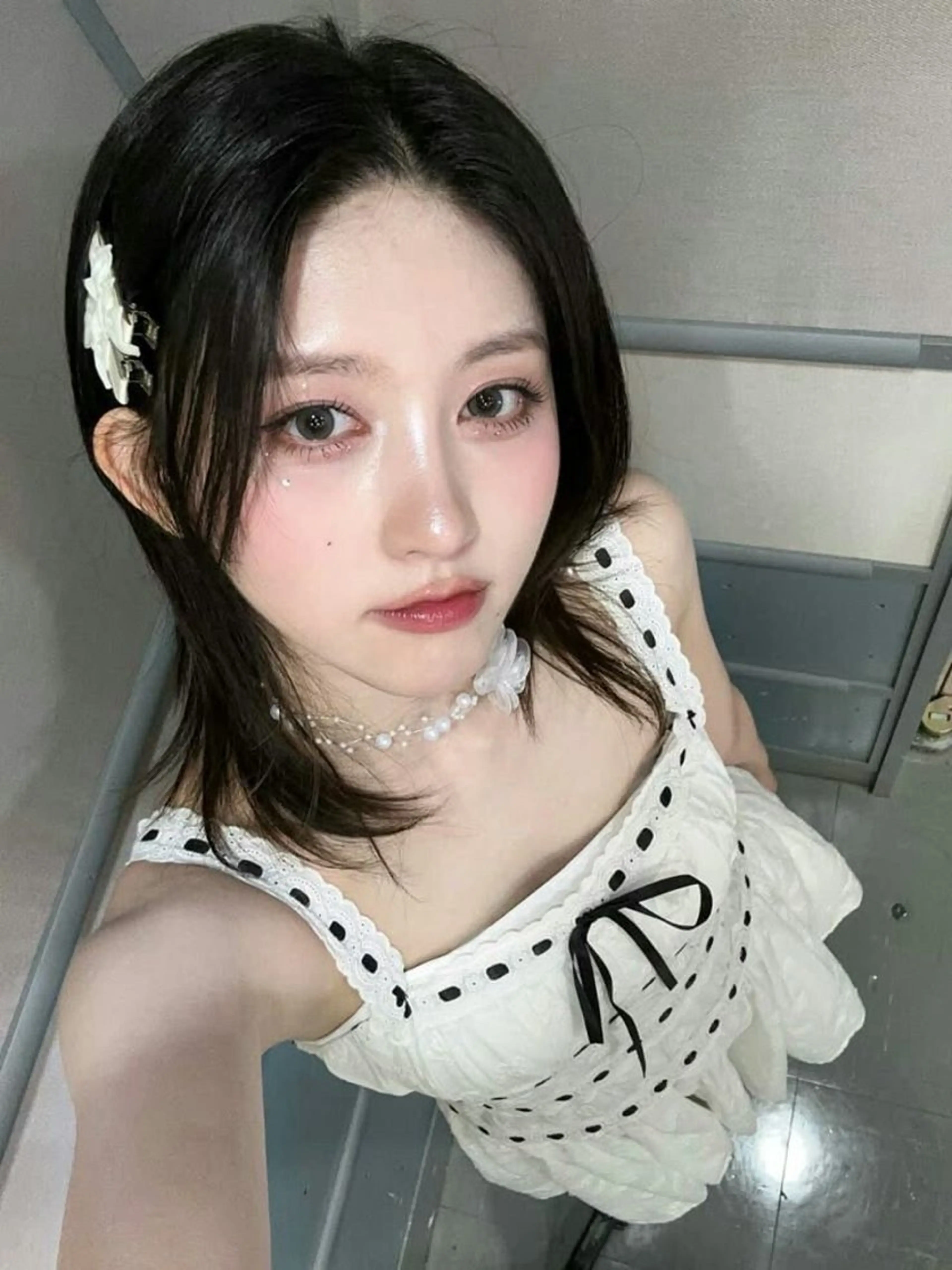 セミロング カラー ヘアアレンジ カット ヘアカラー トリートメント 韓国レイヤーカット/ 儚げカラーチナツのヘアスタイル