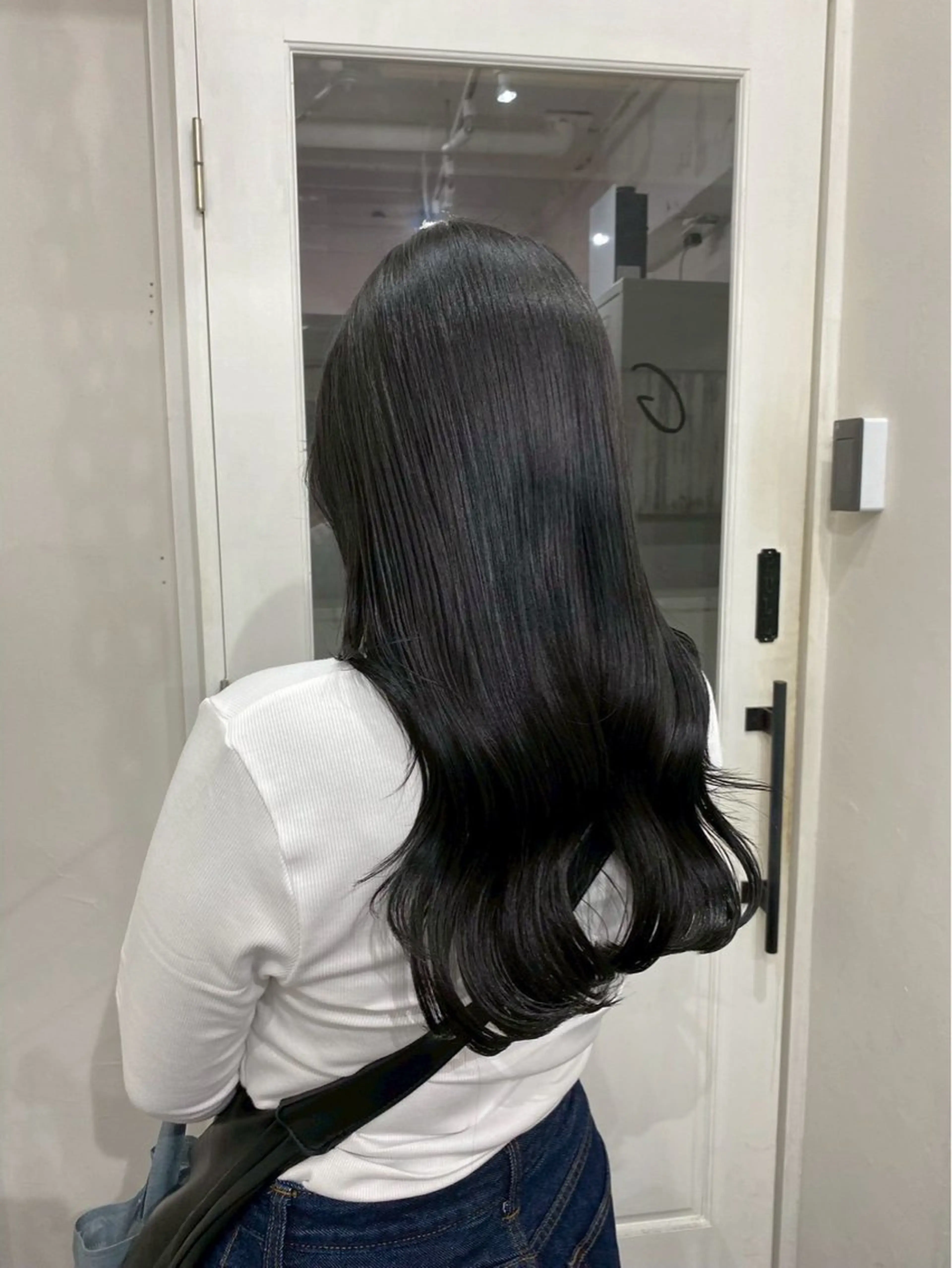 ロング カラー デザインカラー / ナダショウタロウのヘアスタイル