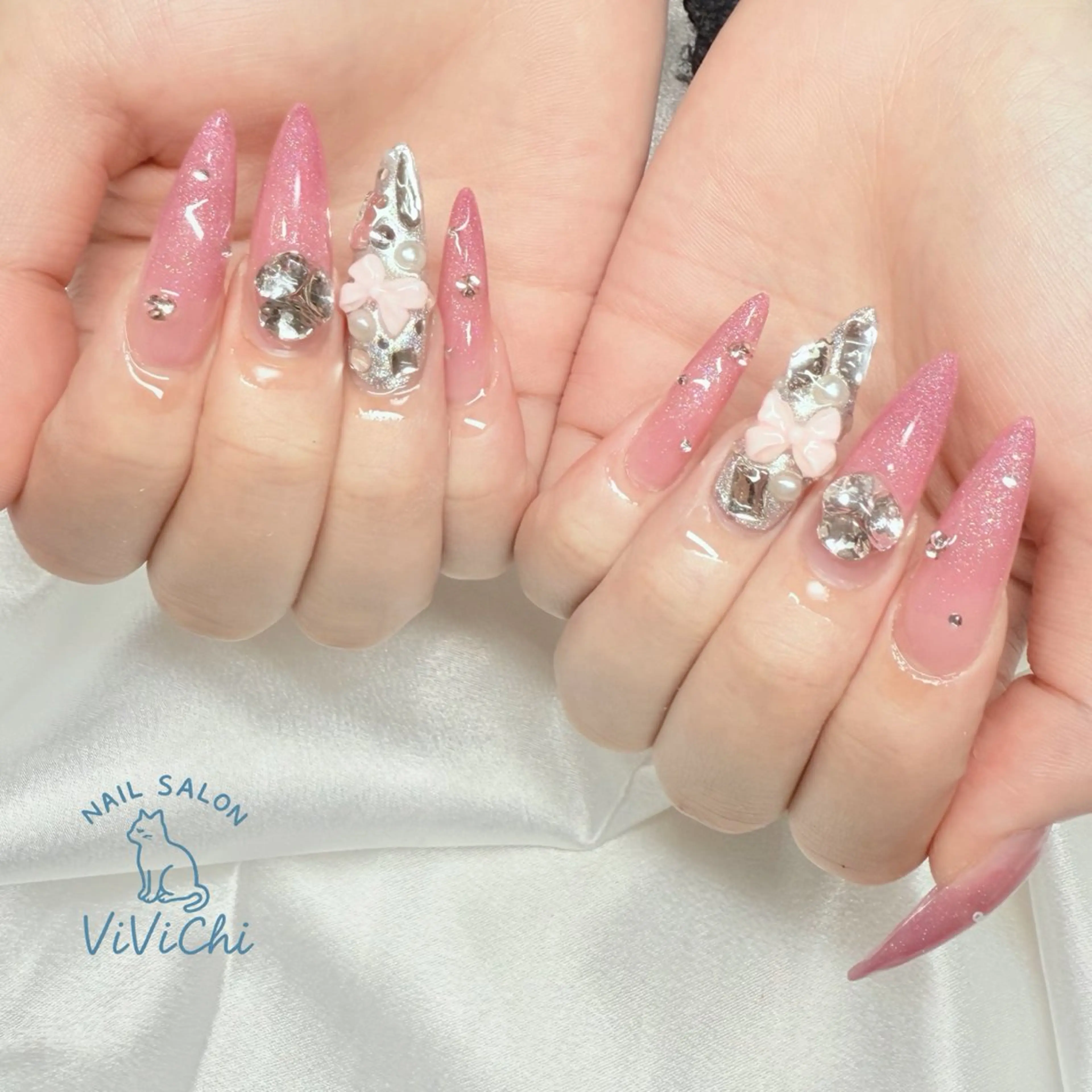 ネイル ハンドネイル NAILSALON ViViChi所属・ViViChi 梨帆のネイルデザイン