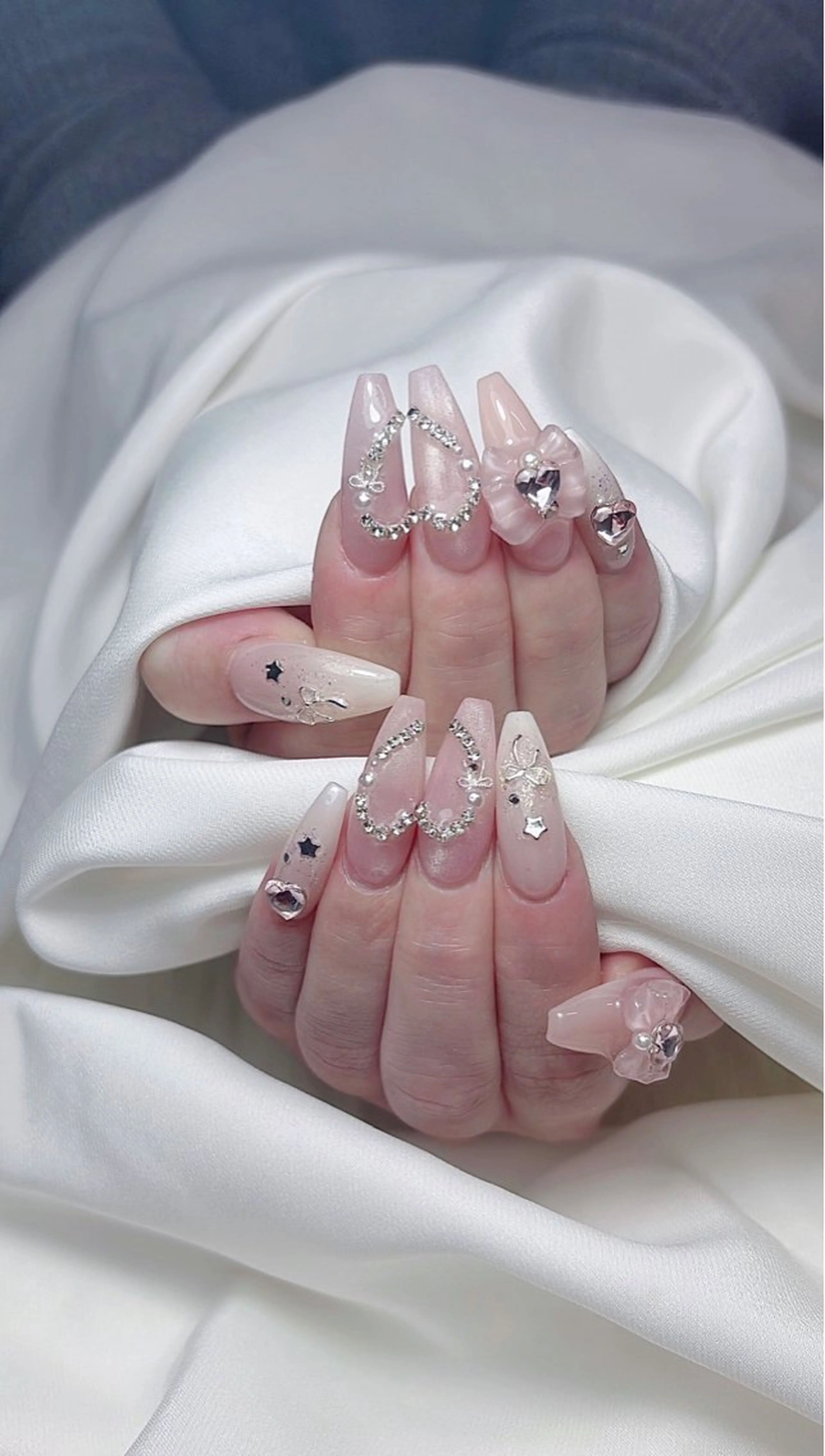 ネイル Nhit Nailsのネイルデザイン