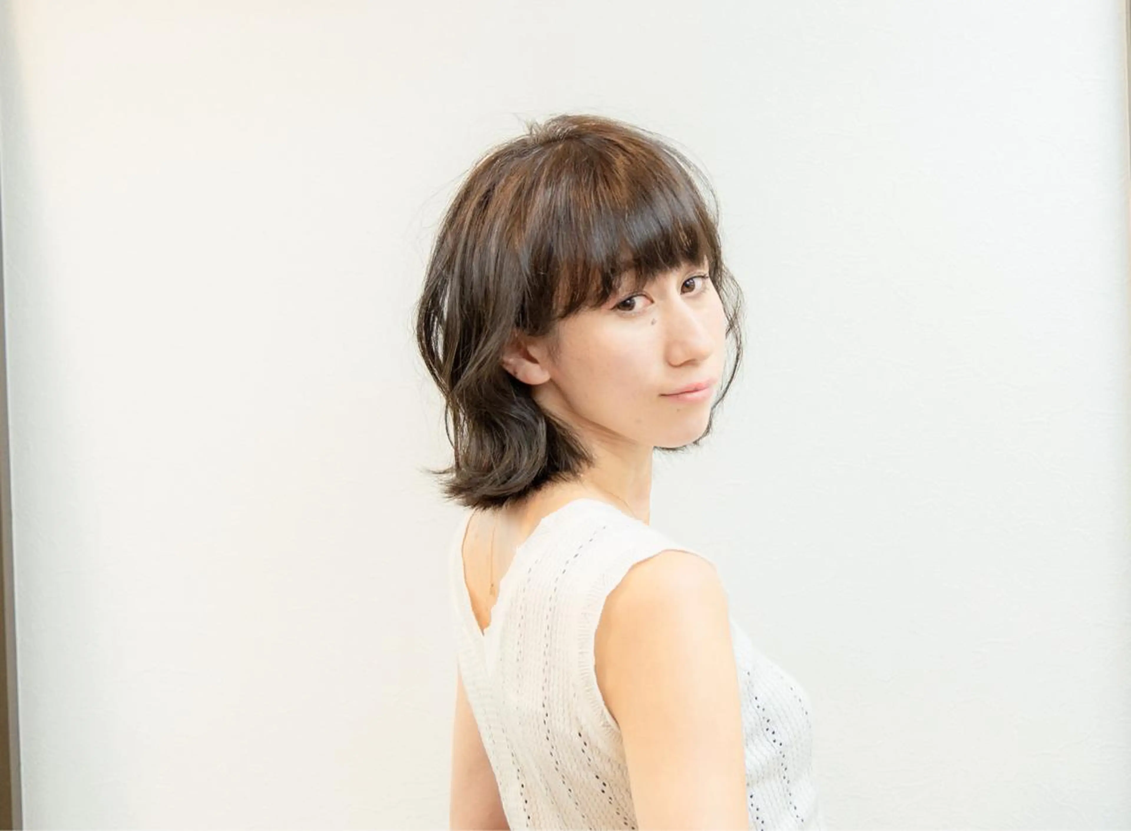 ミディアム カラー アッシュ ベージュカラー ボブ 外ハネヘア カット ヘアカラー 【H.GENTIL】 TERUのその他イメージ