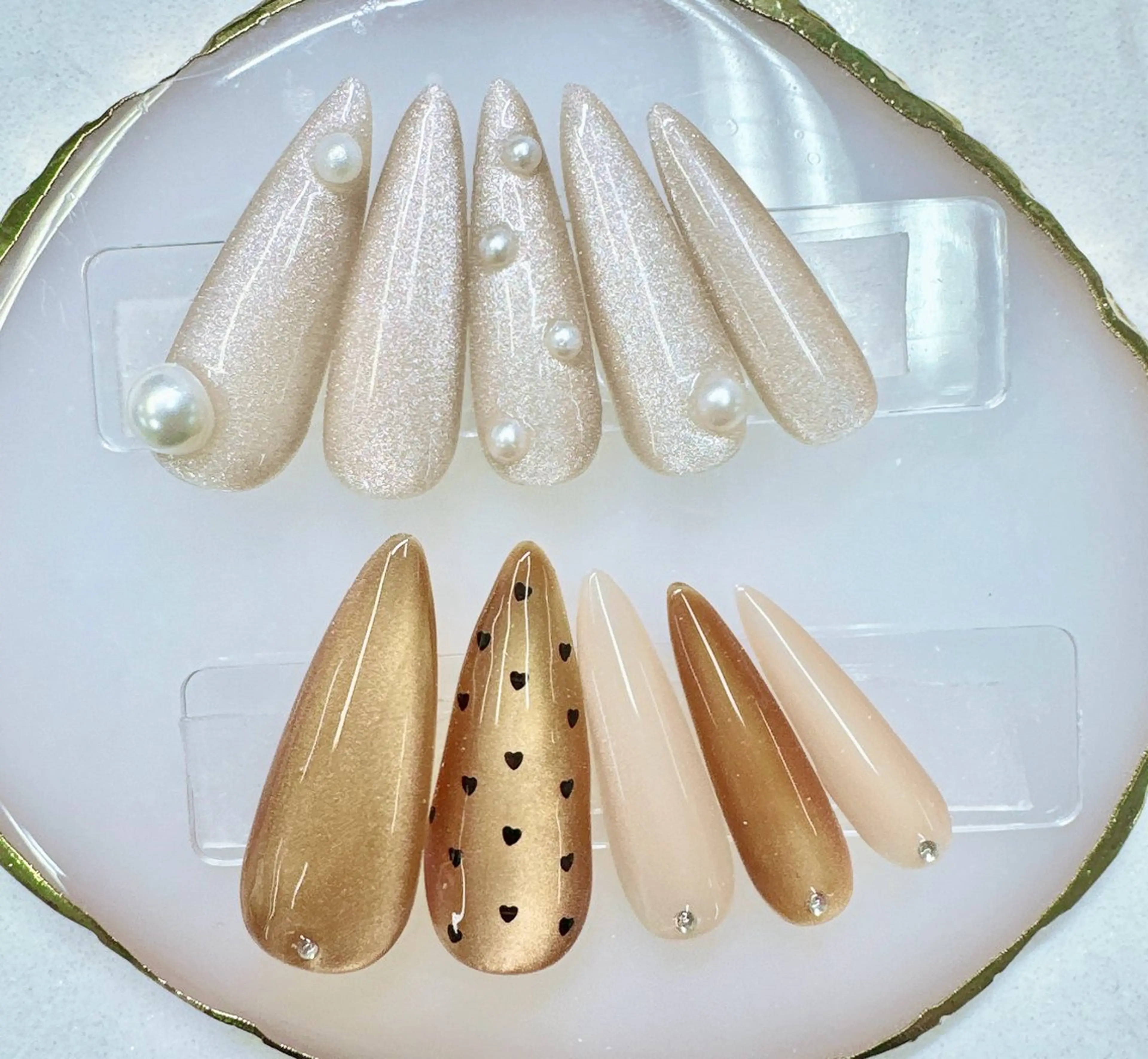 ネイル アートネイル べっ甲ネイル ボルドー ドット フットネイル ハンドネイル クイーンズネイル銀座所属・Queeens nailのネイルデザイン