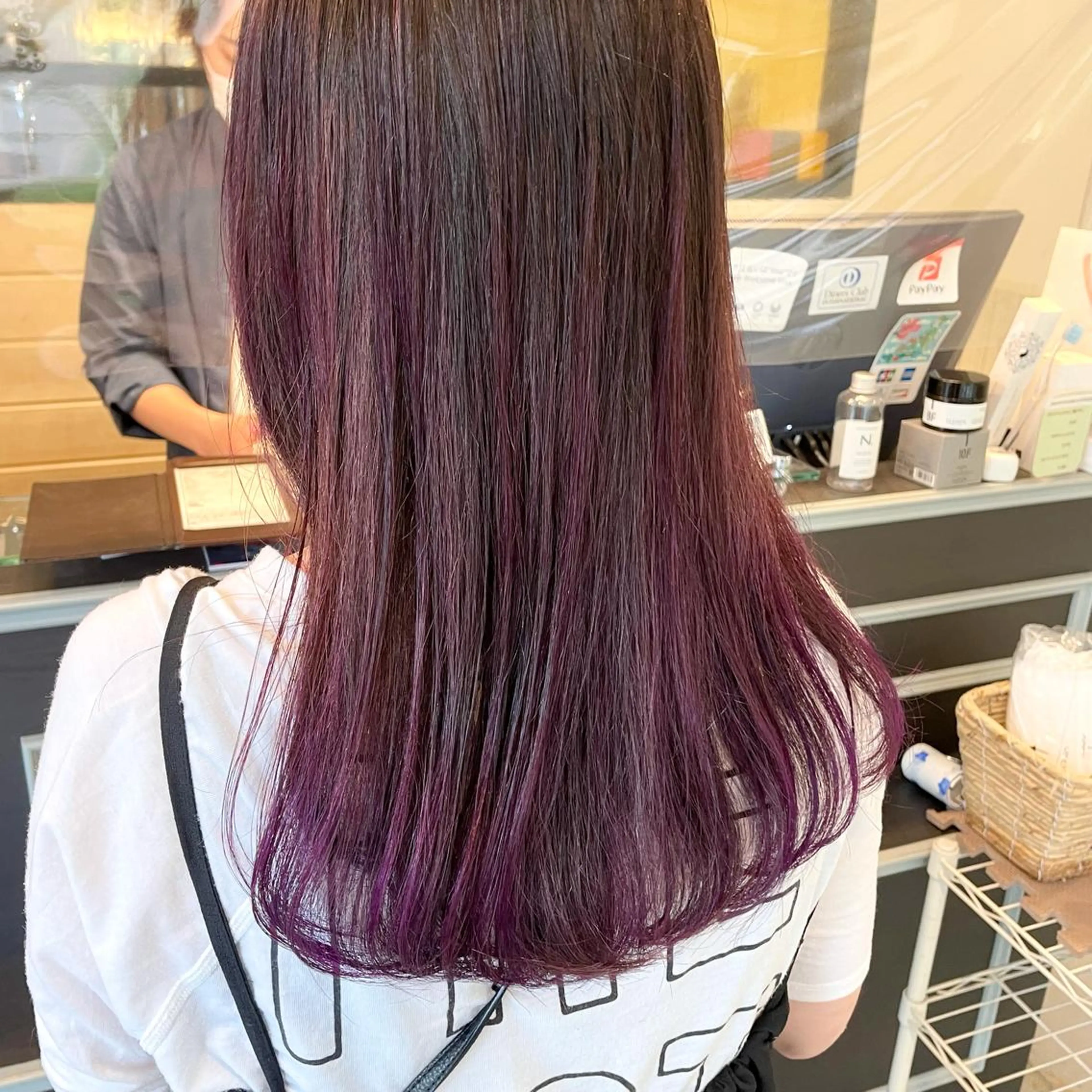 セミロング カラー スナコザワ レナのヘアスタイル