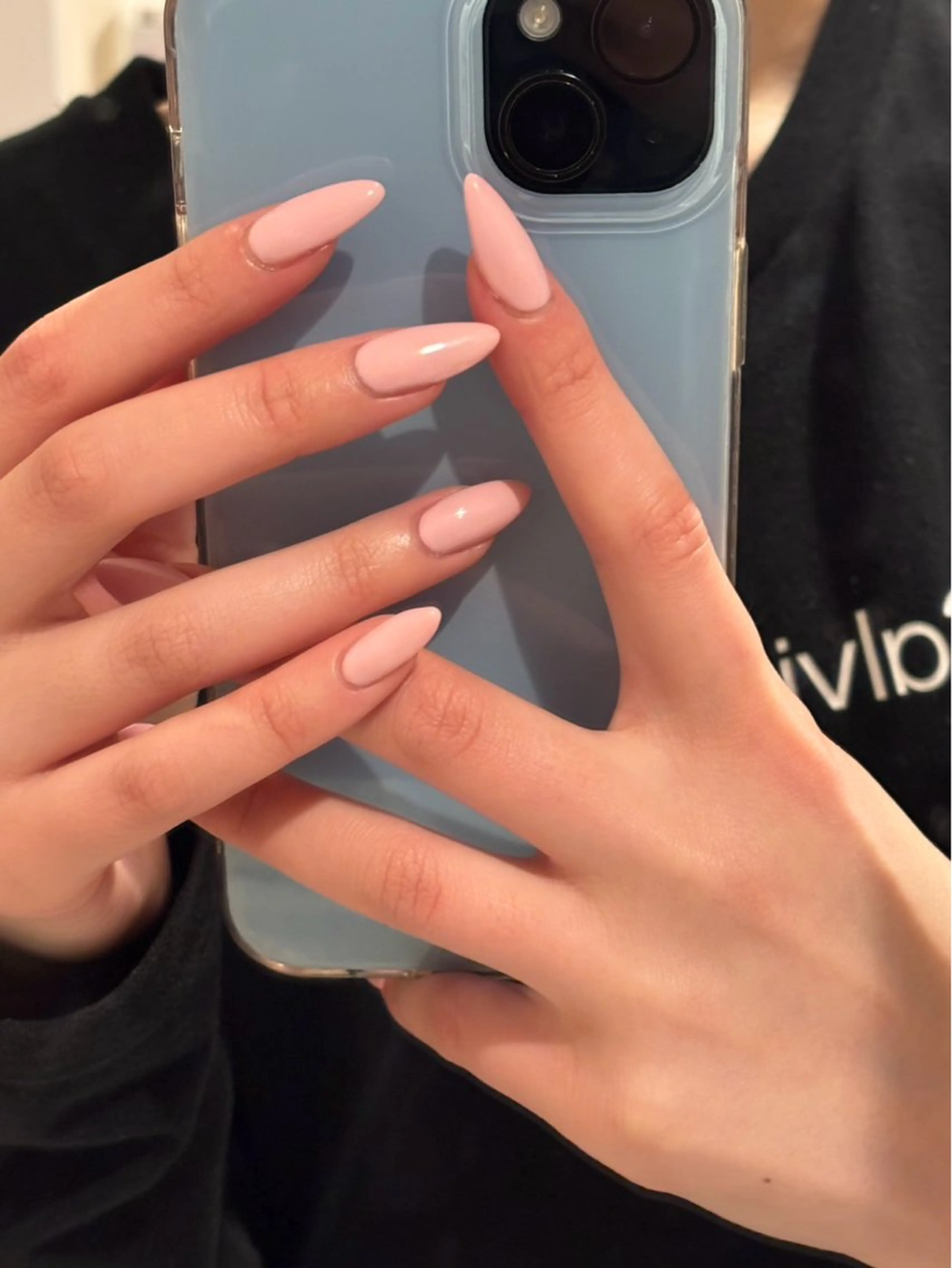 ネイル NAIL Alaia ☆AIのネイルデザイン