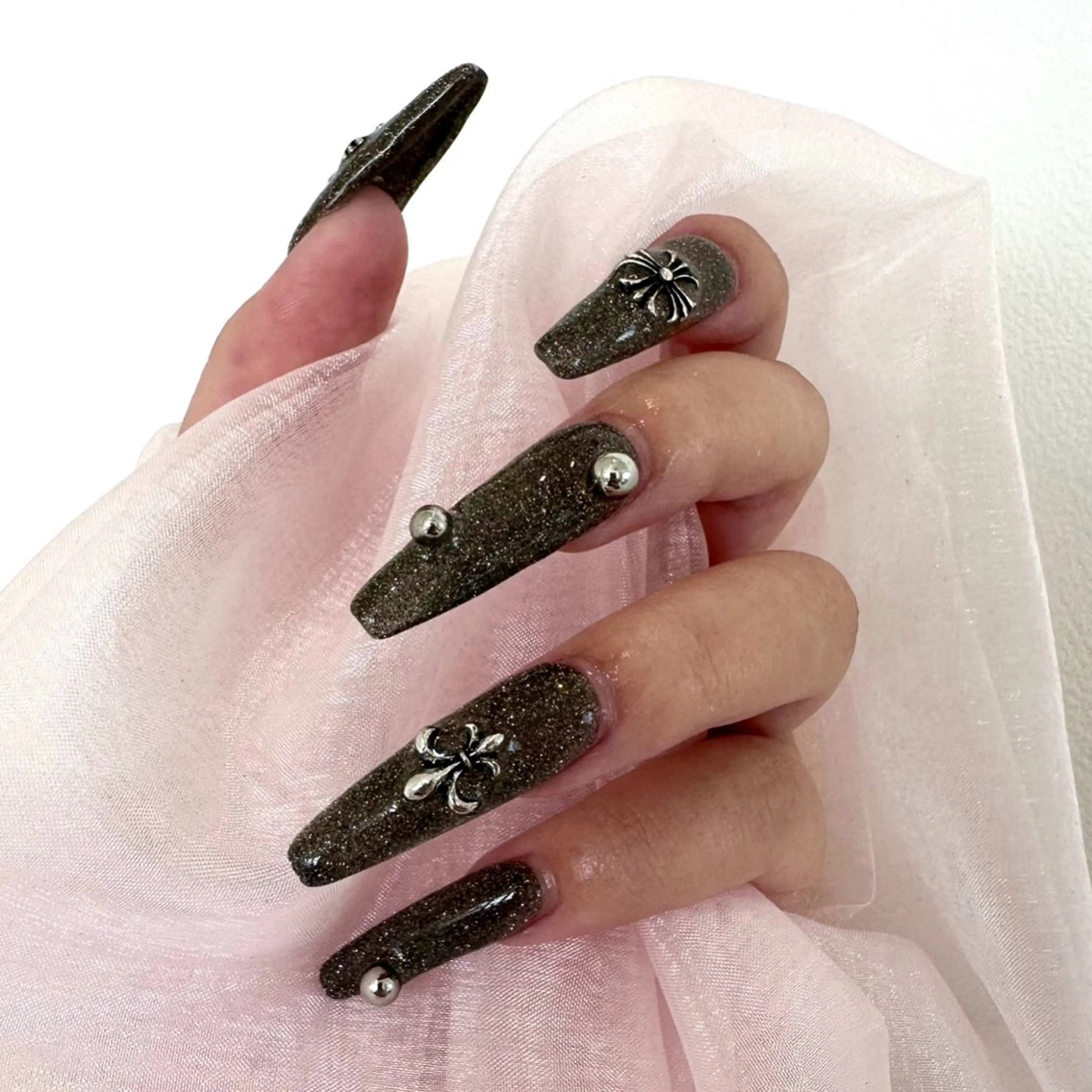 スカルプ10本 時間内付け放題💎※大きめパーツは別途料金 画像お持ち込み🙆🏻‍♀️ アクリル、チップ選べます🫡の写真