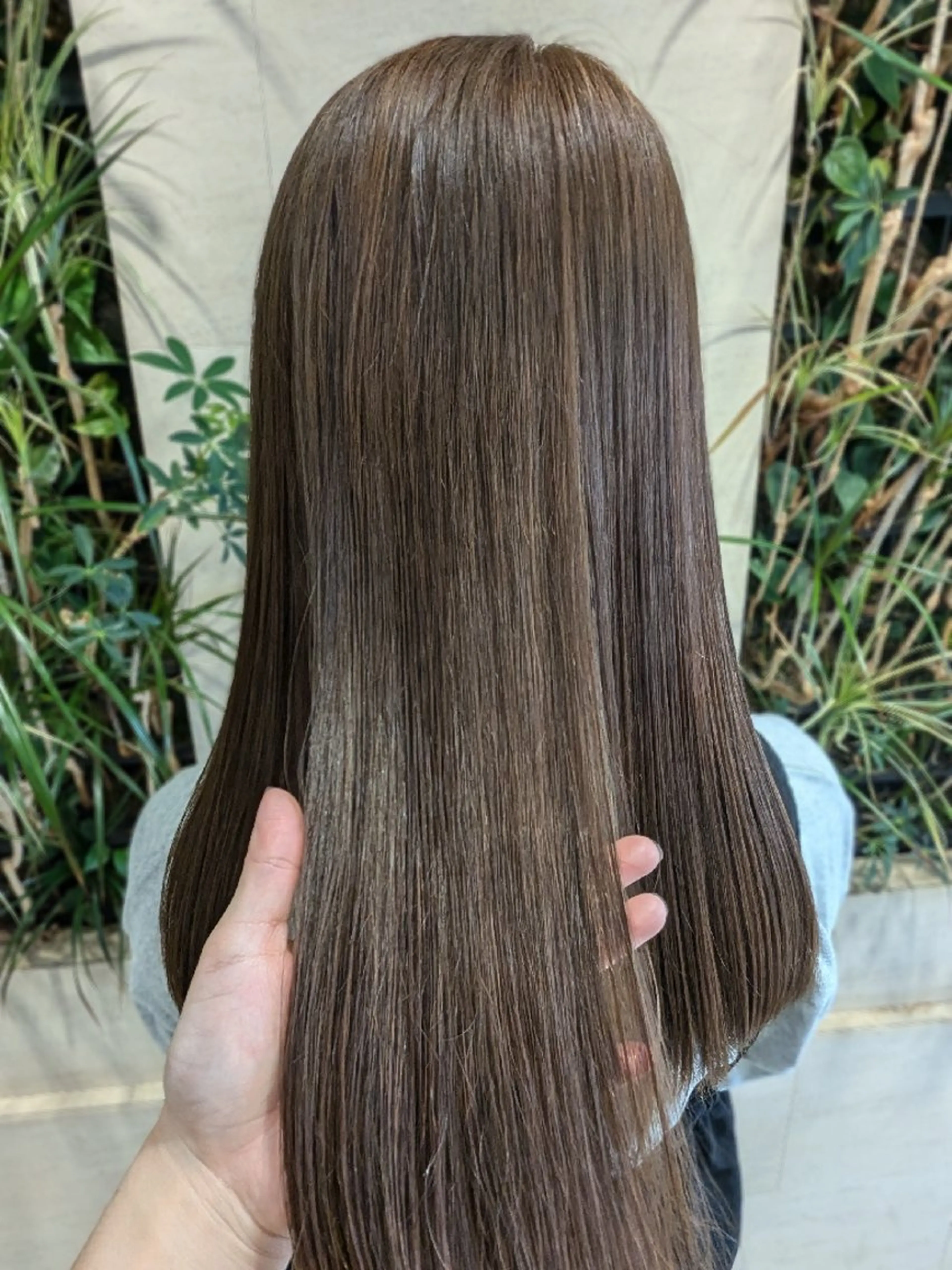 ロング ヘアカラー 髪質改善/お呼ば れヘア/透明感カラーのヘアスタイル