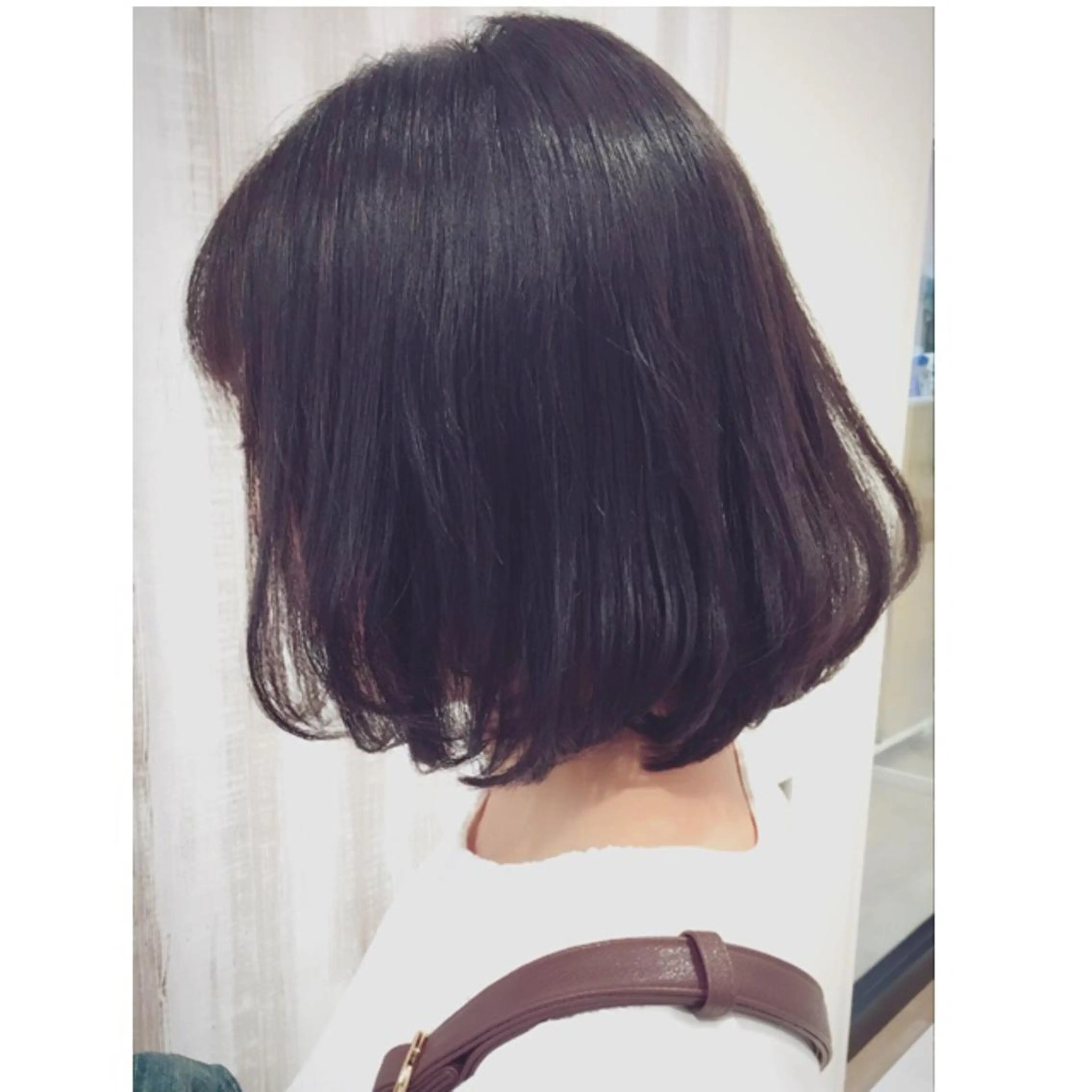 ミディアム ボブ 透明感♡︎♡︎ 佐々木早苗のヘアスタイル