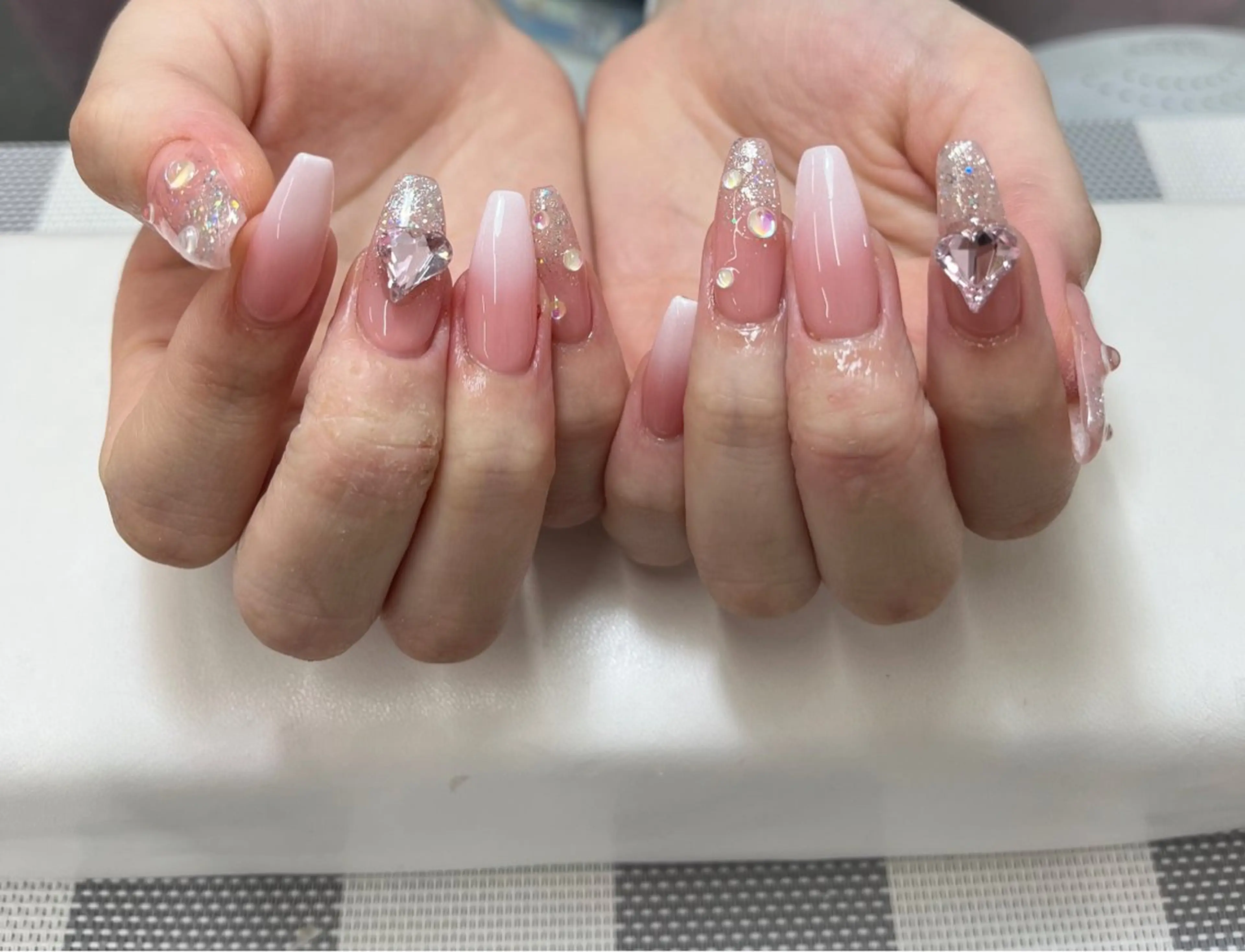 ネイル Tagi 銀座所属・Tagi Nail 銀座店のネイルデザイン