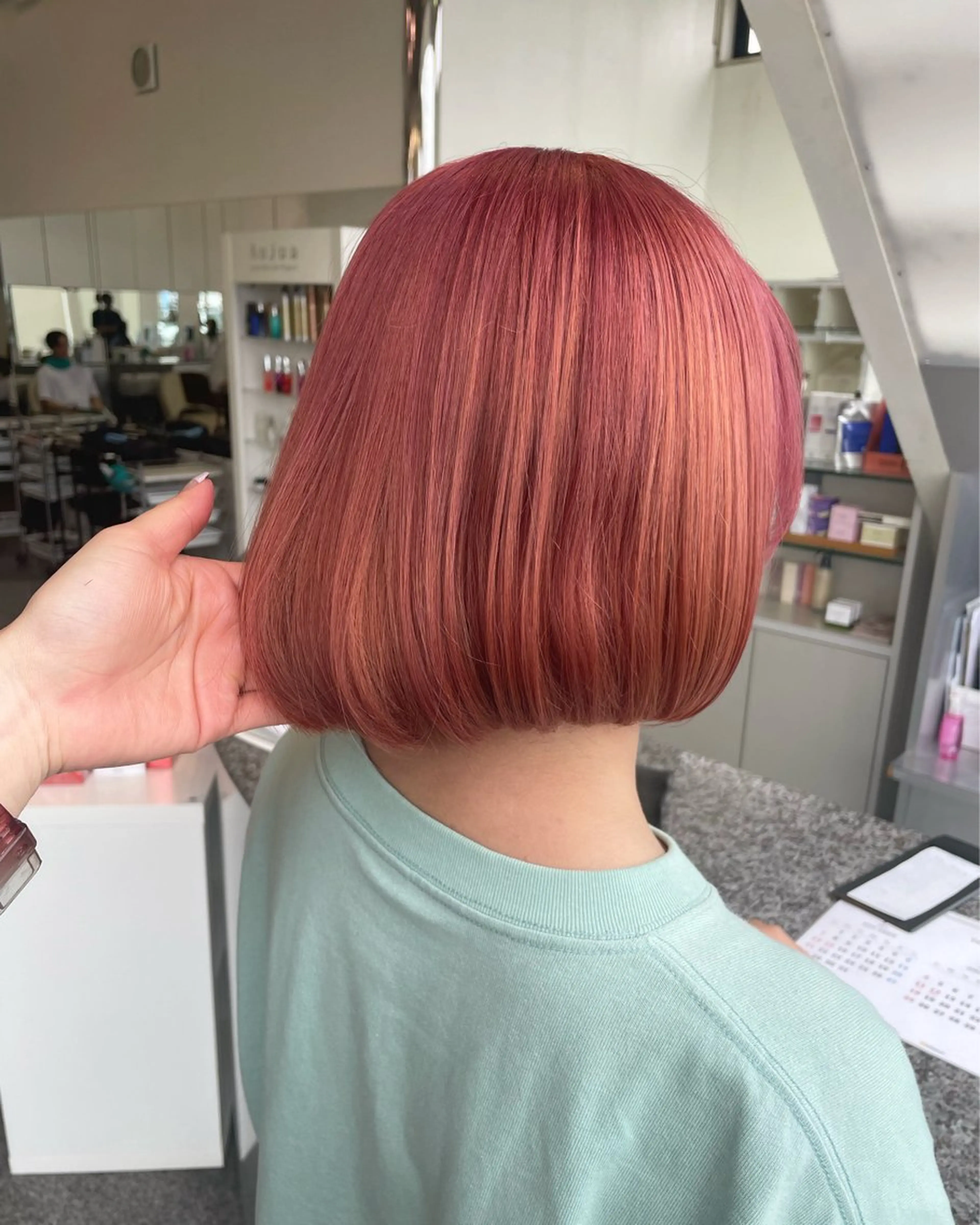 ショート カラー ブリーチ ピンクカラー ヘアカラー トリートメント ハイトーン/ブリーチ 🤍足立里湖のヘアスタイル