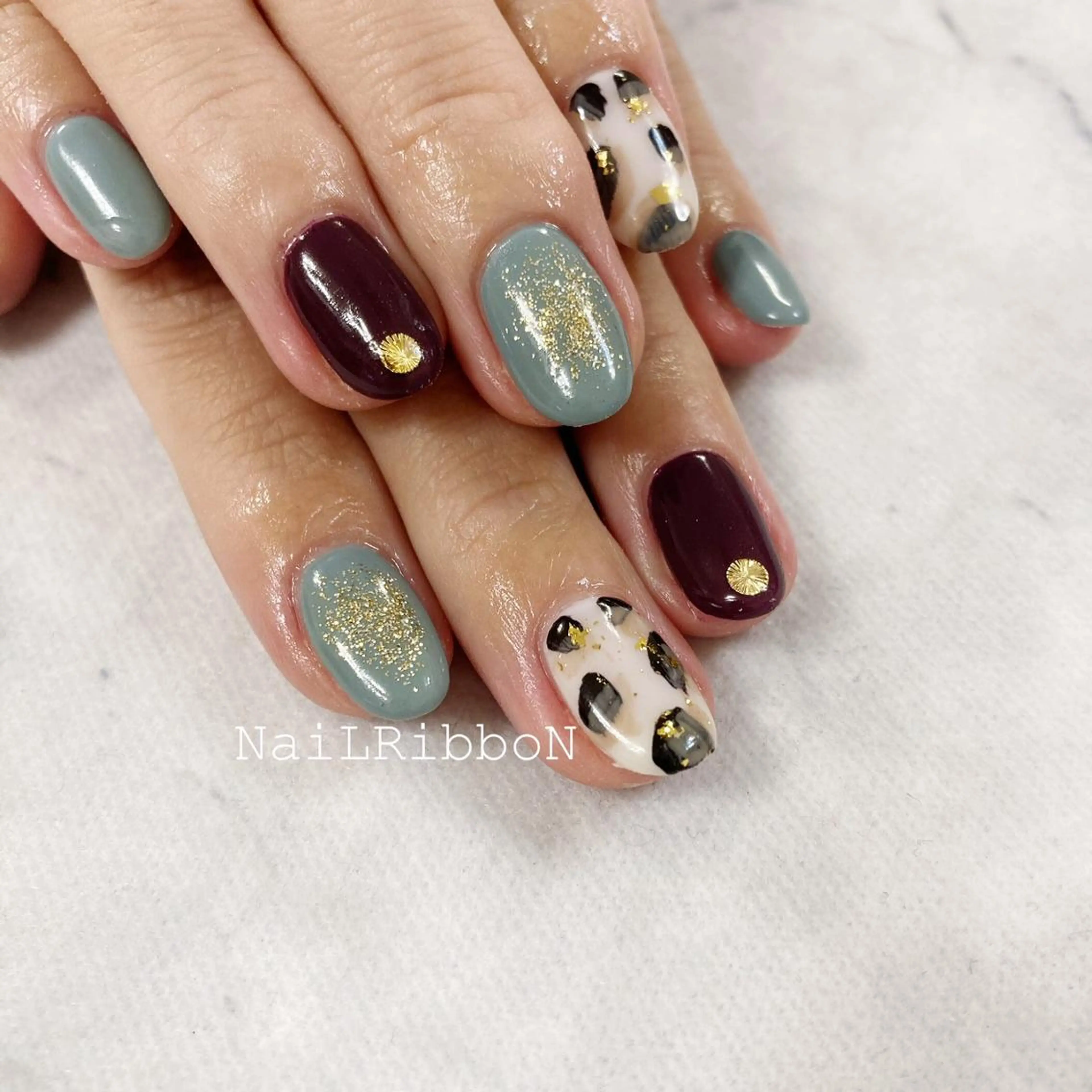 ネイル ネイルリボン 伊藤のネイルデザイン