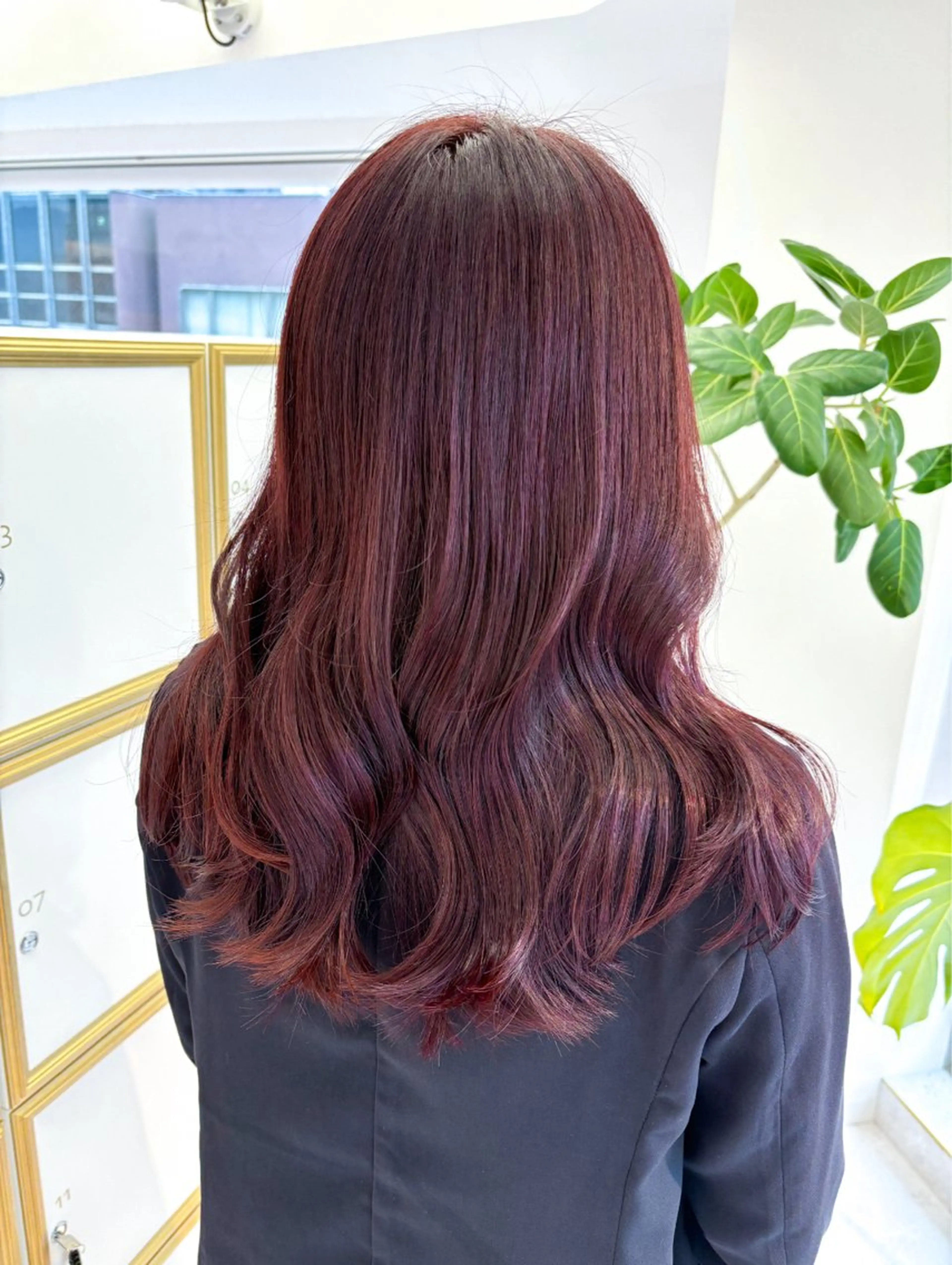 ロング カラー ブラウンカラー パープルカラー レッドカラー レッドブラウン カット ヘアカラー トリートメント 💐レイヤー/透明感 カラー💐智口彩香のヘアスタイル