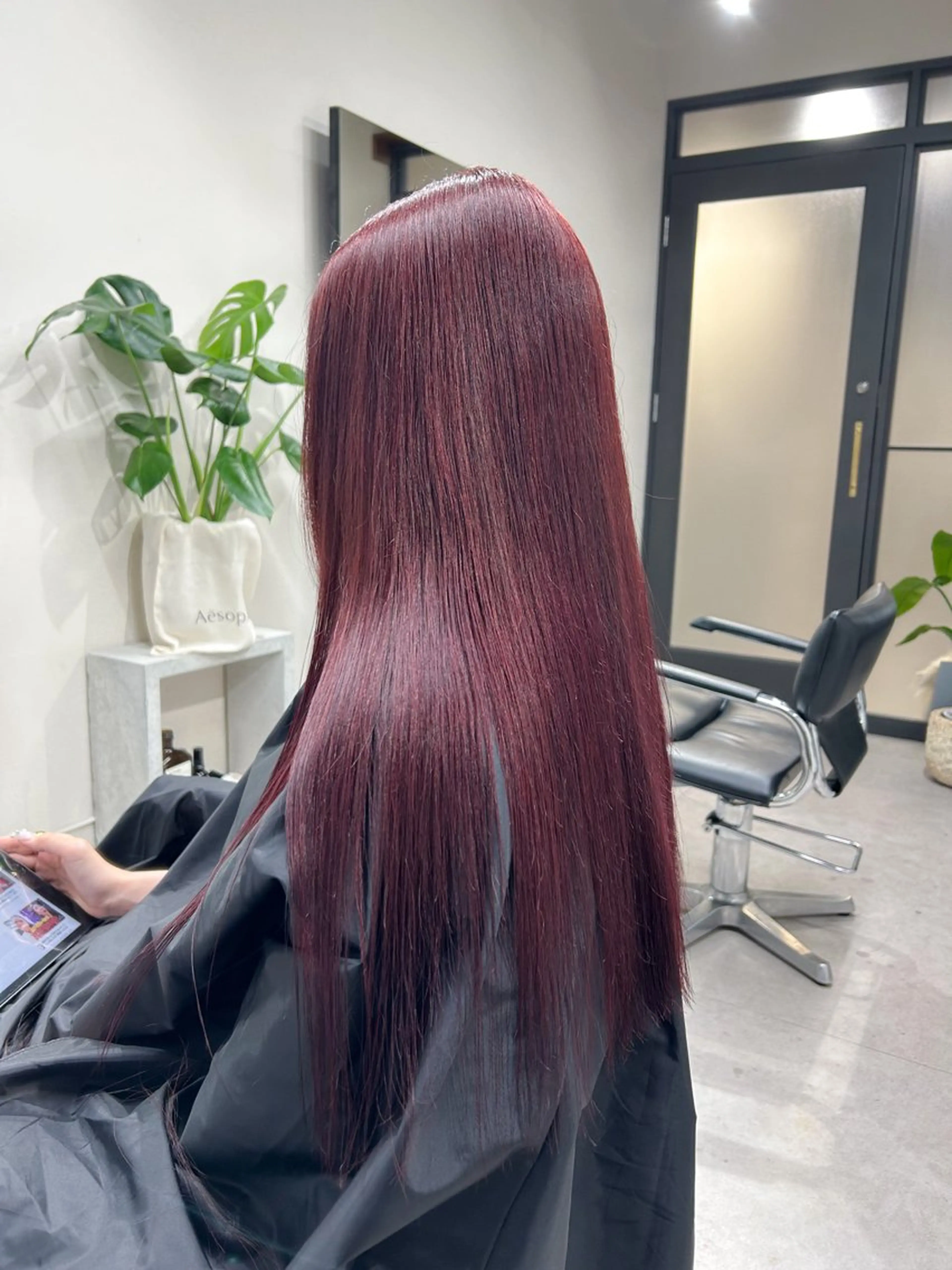 ロング カラー DOULAQ所属・AKO .のヘアスタイル