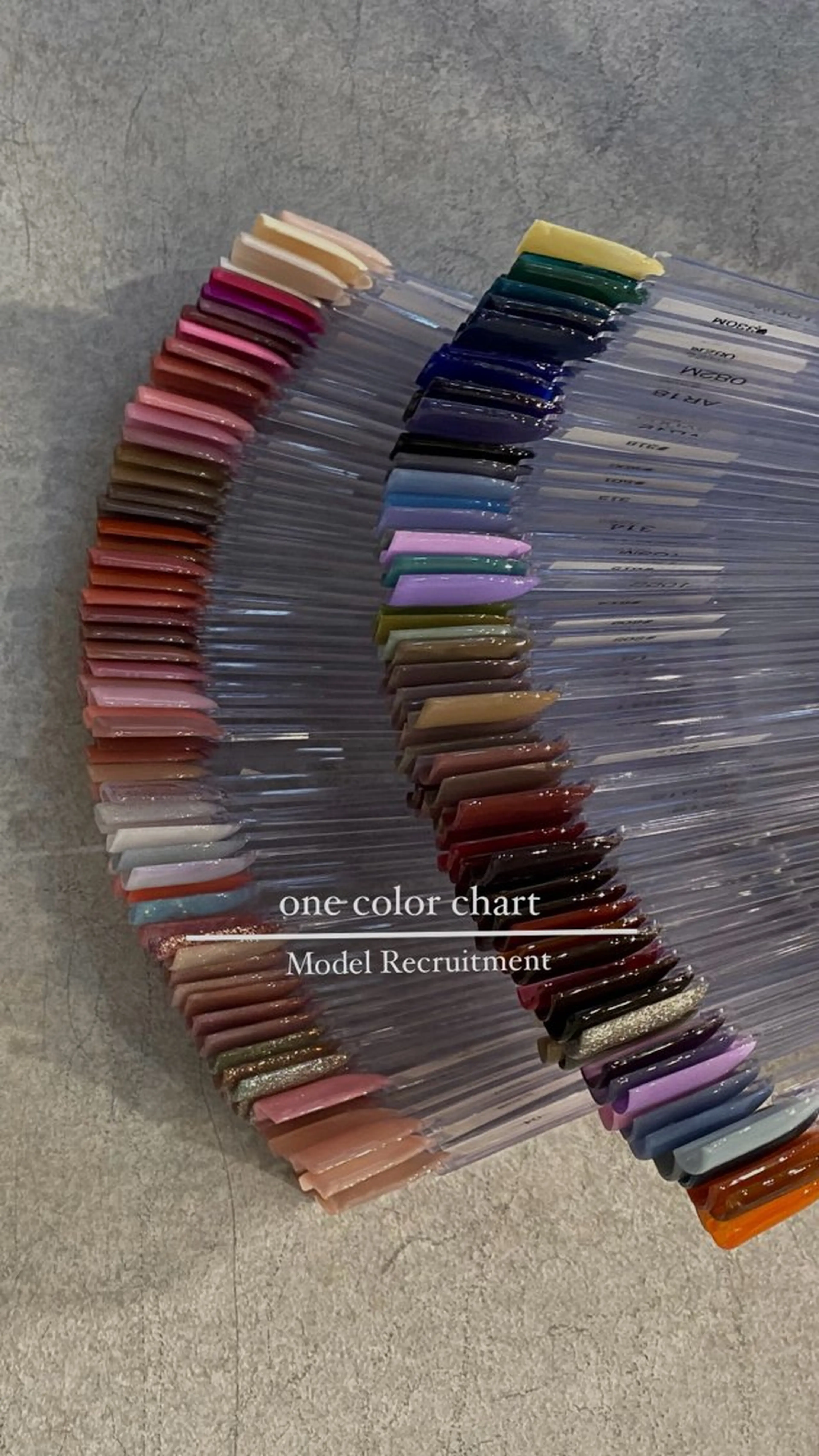 ネイル ジェルネイル ラメ(グリッター) 土川 芽依奈のネイルデザイン