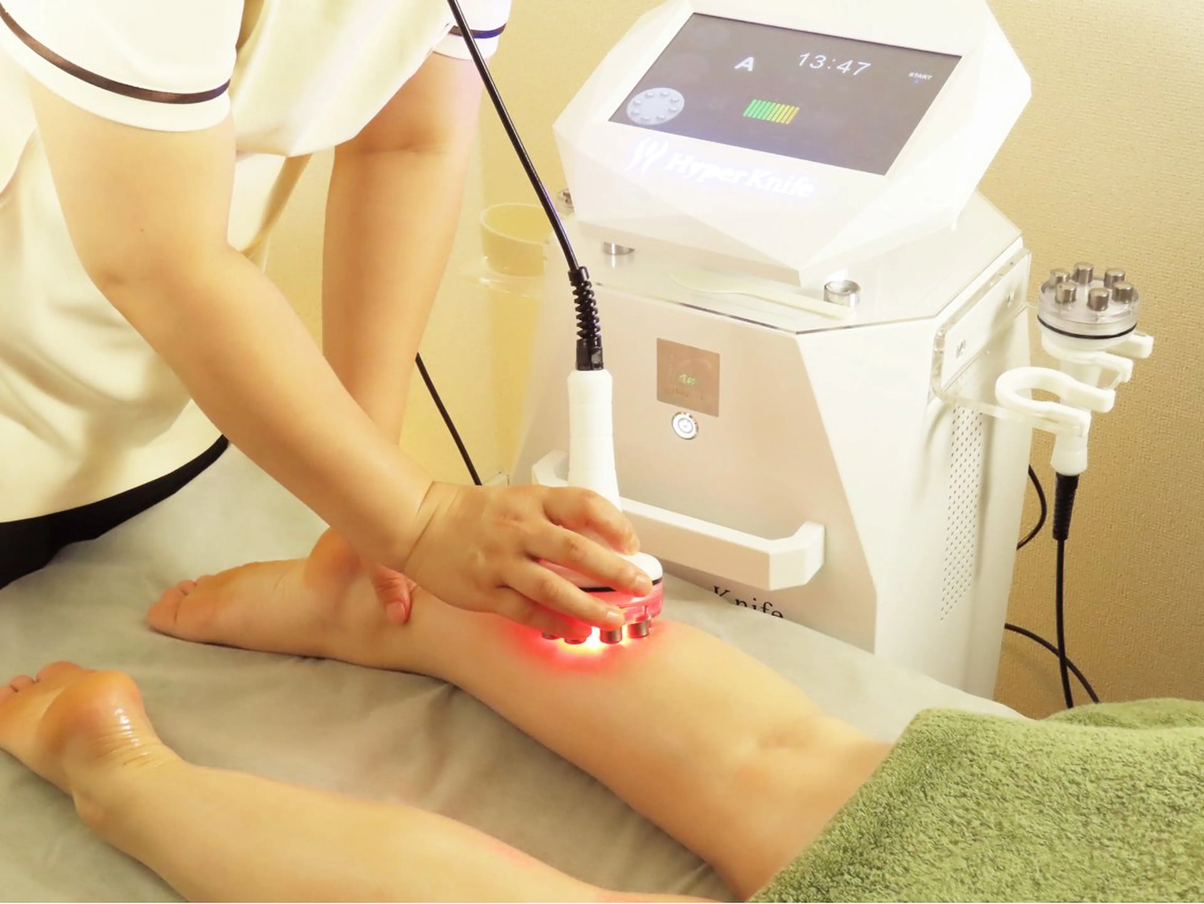 ハイパーナイフかけ放題×強圧リンパマッサージ　150分　23800の写真