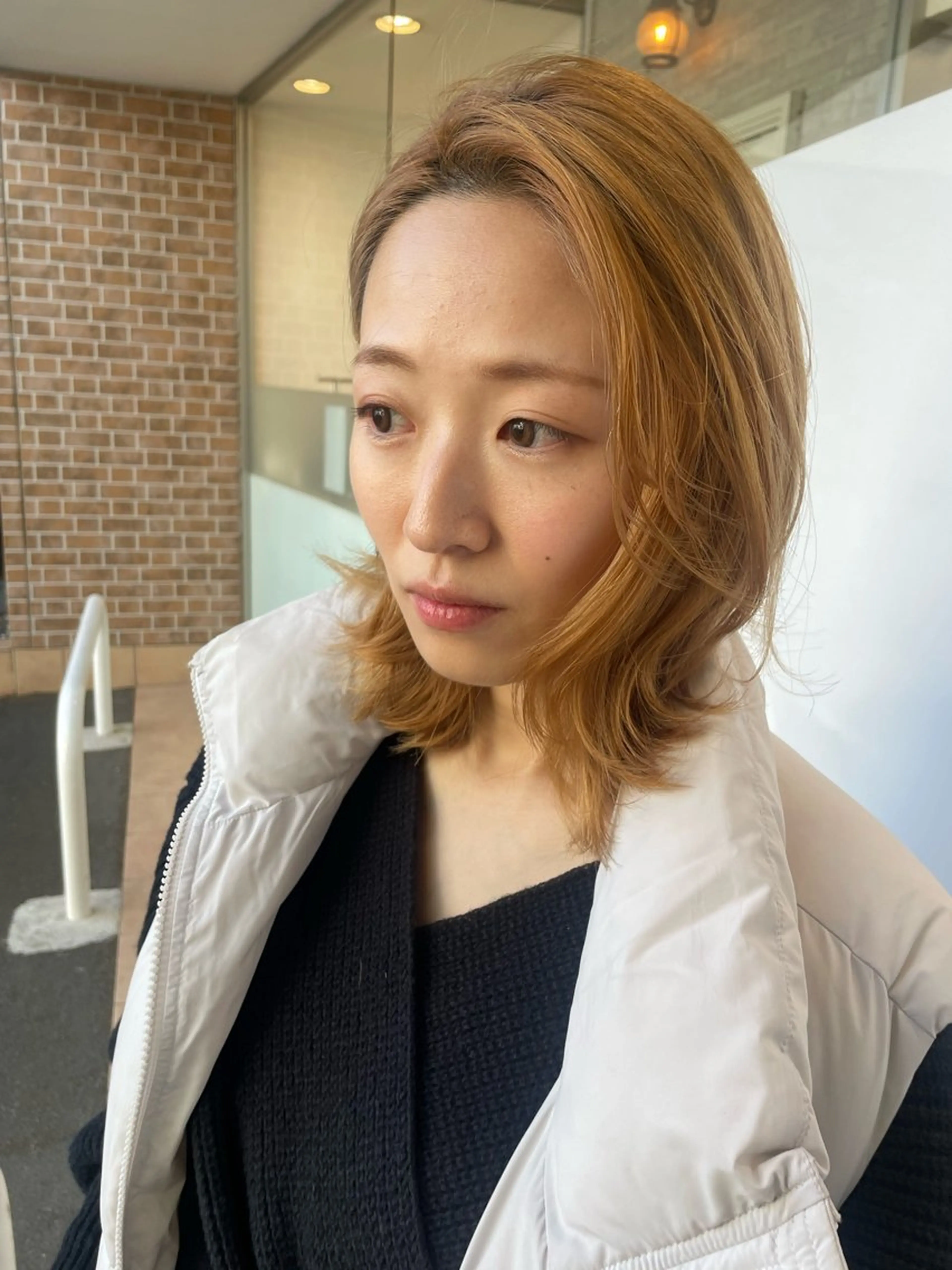 ミディアム 顔まわりレイヤー レイヤーカット アイブロウ◎ rista藤岡佳世のヘアスタイル