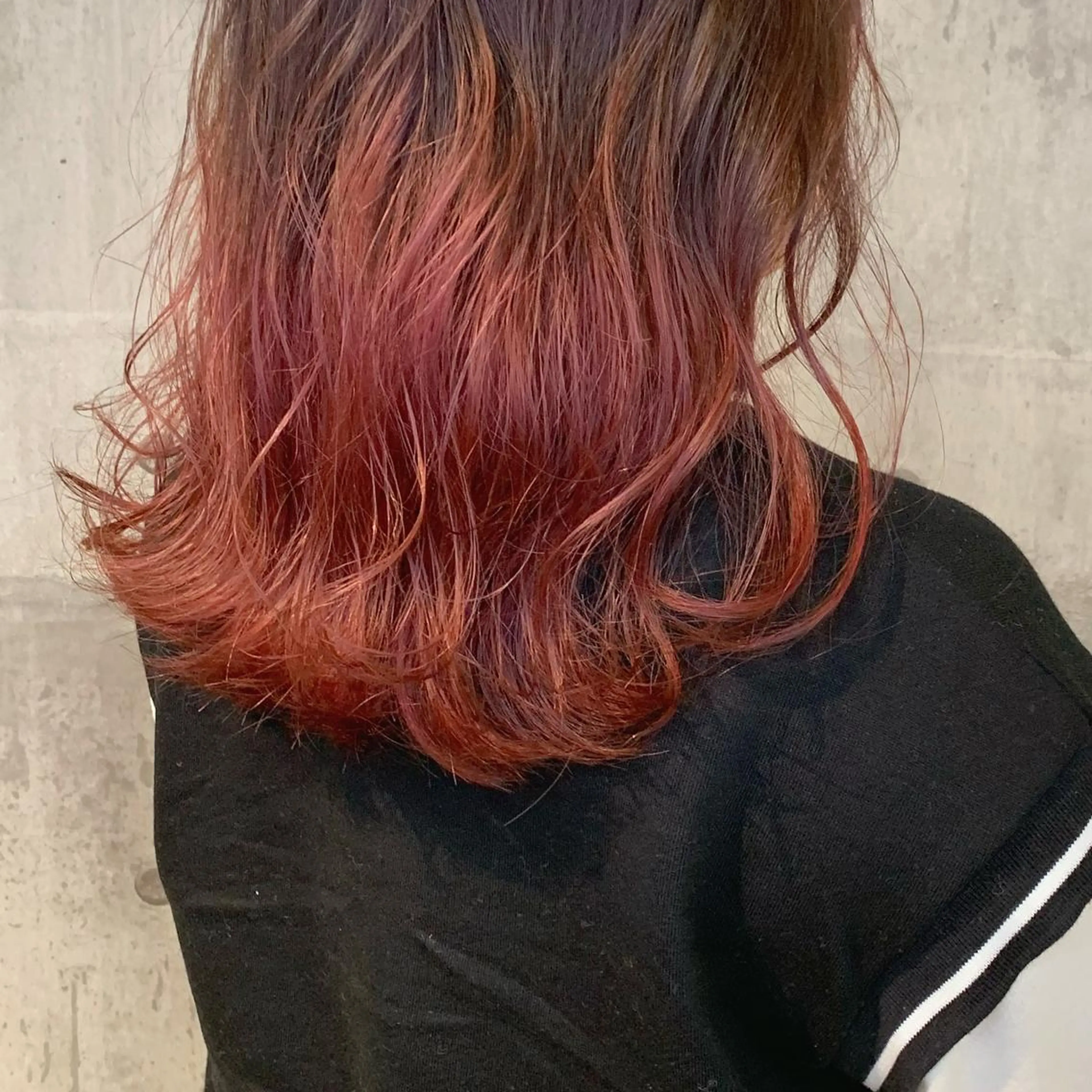 セミロング カラー グラデーションカラー ﾊｲﾄｰﾝ/ｼｮｰﾄ 村上淳乃🐥のヘアスタイル