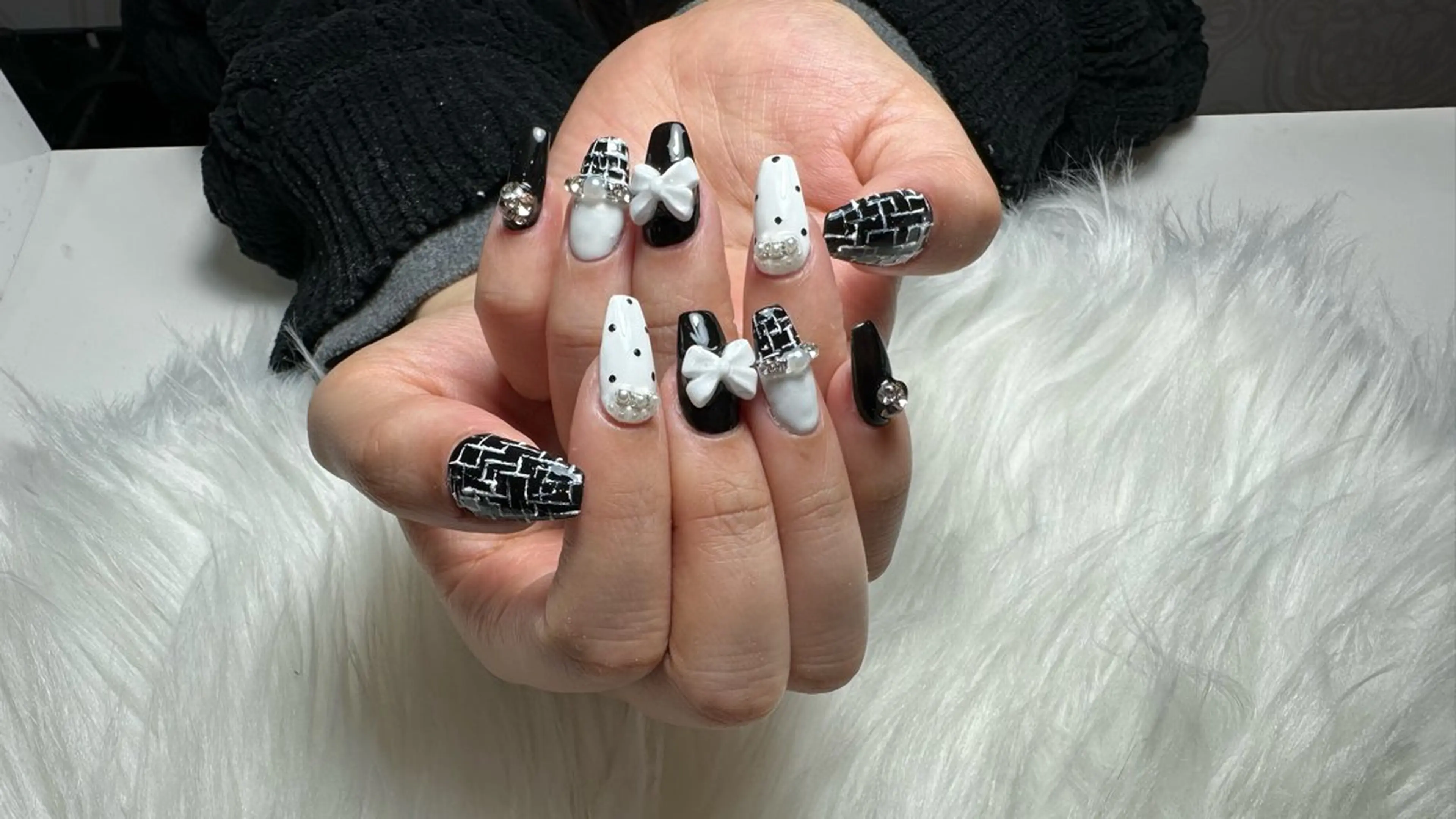 ネイル ハンドネイル ハンドケア Hi beauty テイのネイルデザイン