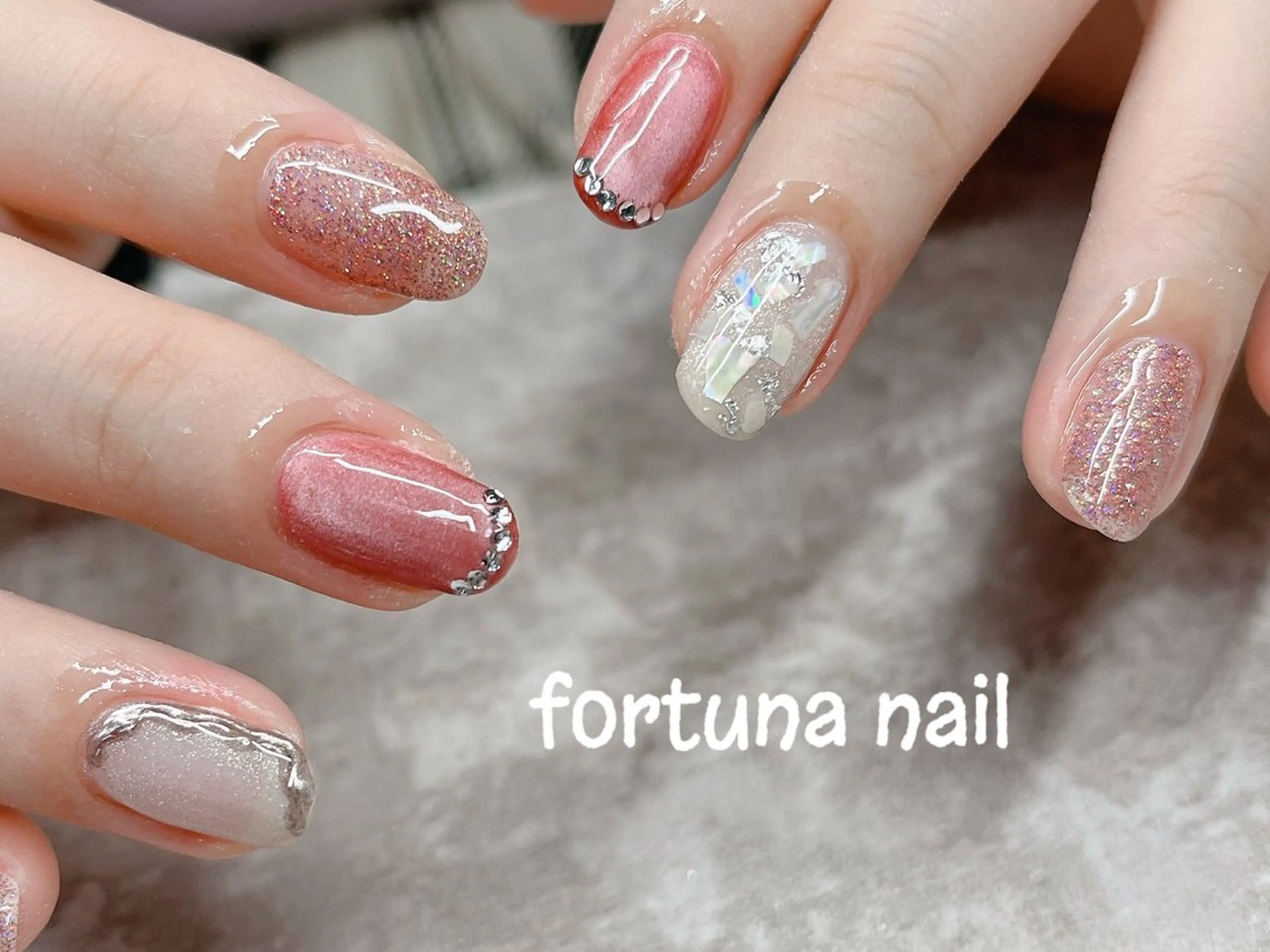 ネイル ハンドネイル ハンドケア Nail •Head スパFortunaのネイルデザイン