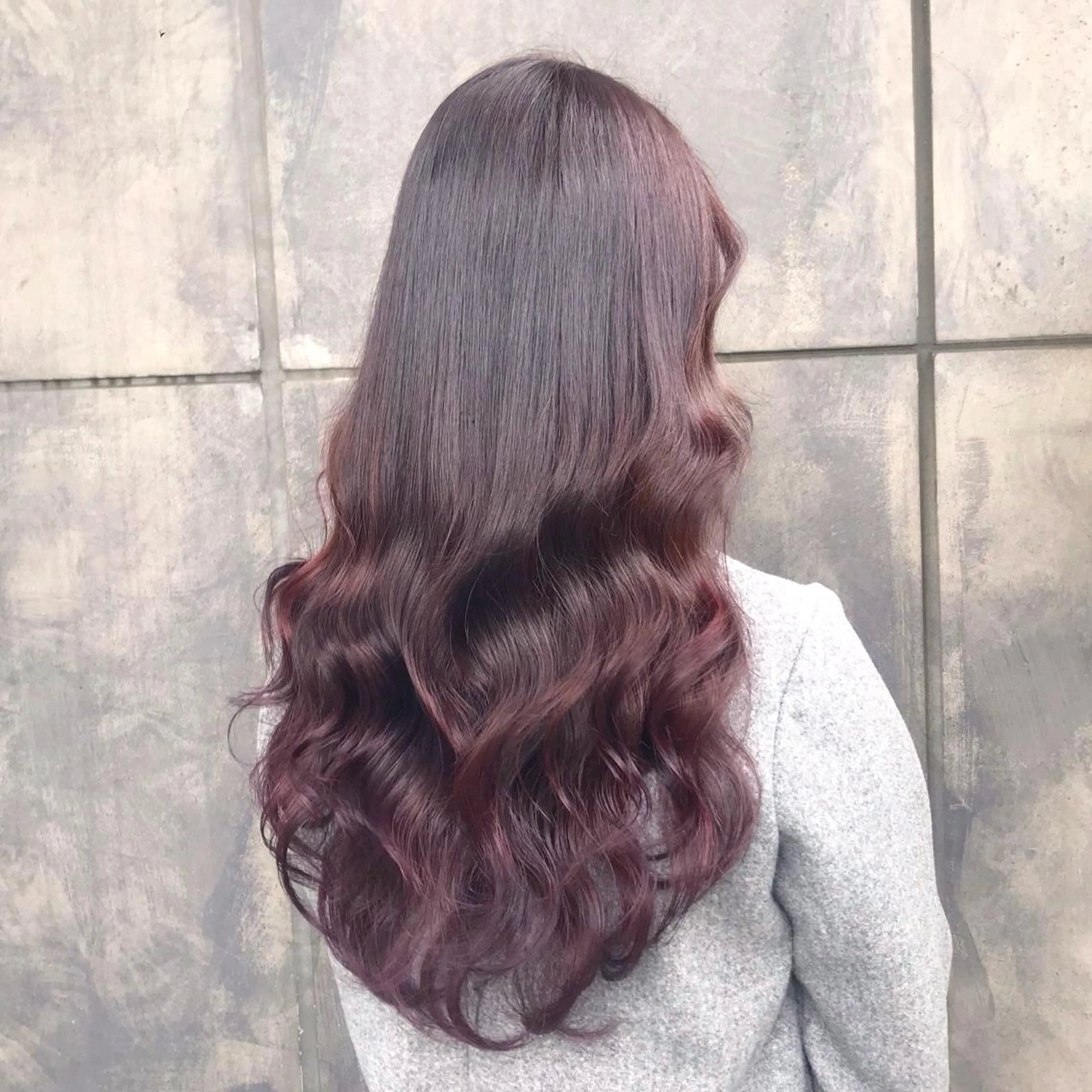 ロング カラー ブリーチ グラデーションカラー ラベンダーカラー ヨシンモリ ムルギョル巻き サロウィン所属・K-POP好き美容師 🇰🇷Kai.Yのヘアスタイル