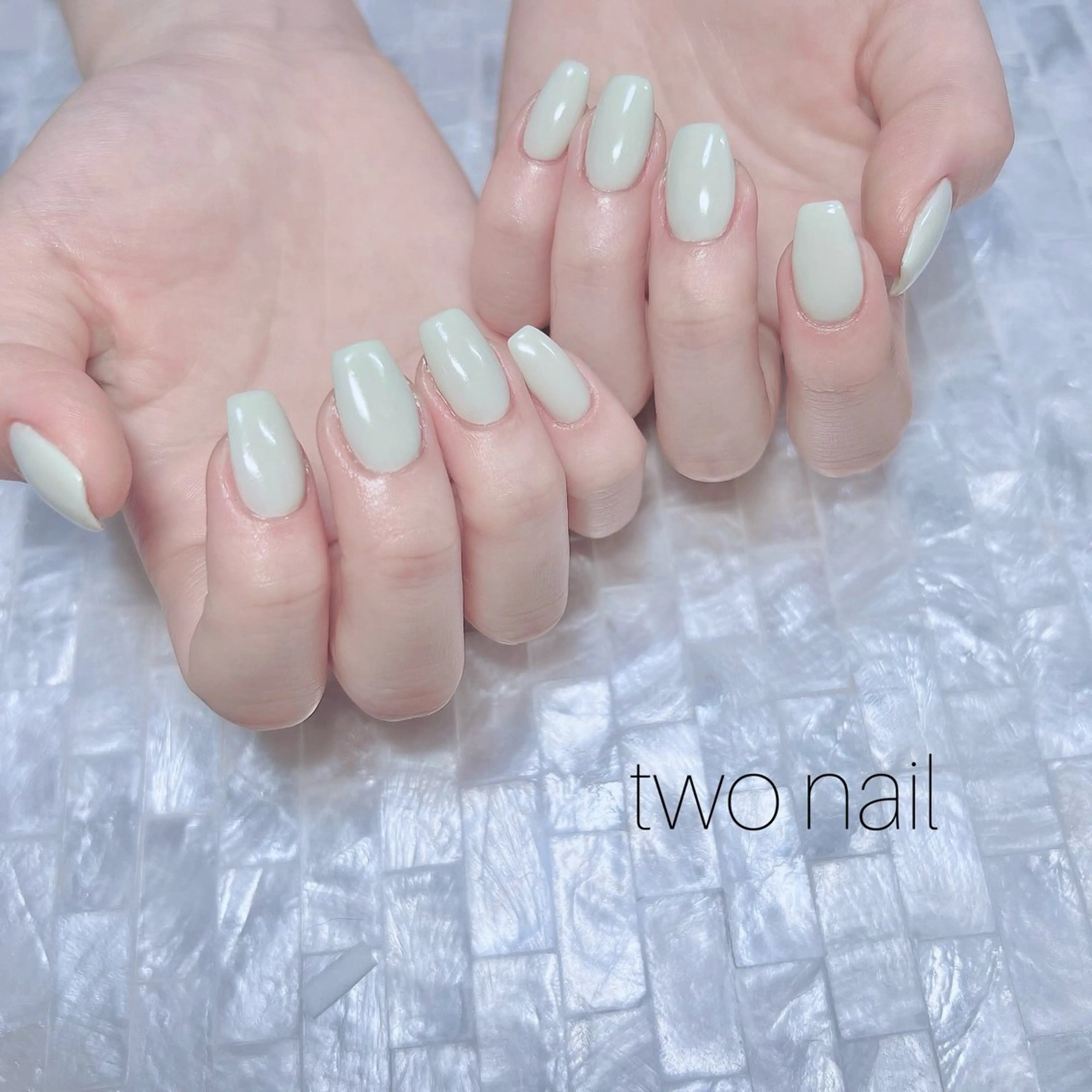 ネイル ネイルチップ ホワイト ハンドネイル two nailのネイルデザイン