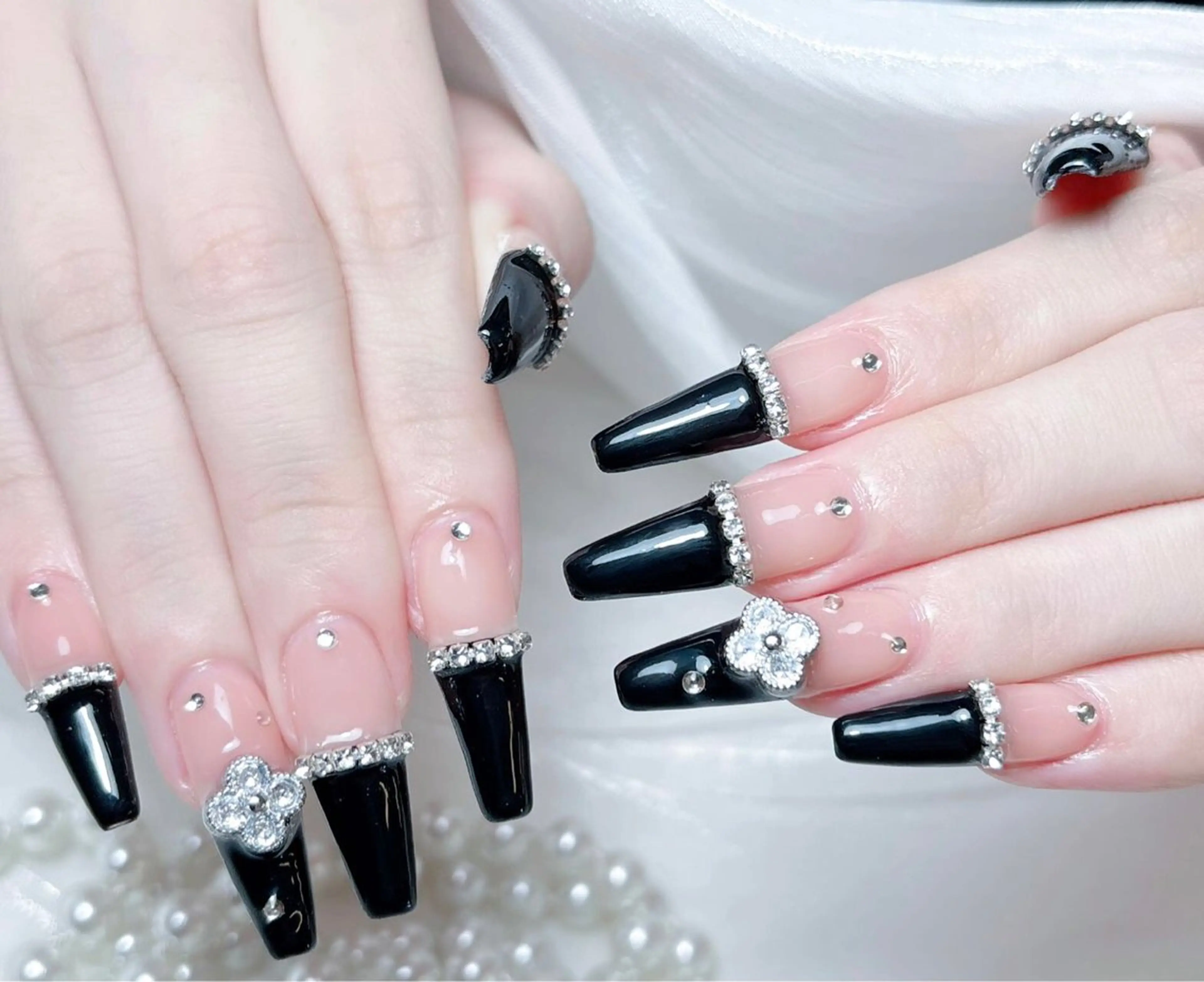 ネイル ハンドネイル 🎀Ｍ nails✨ ビューティーのネイルデザイン